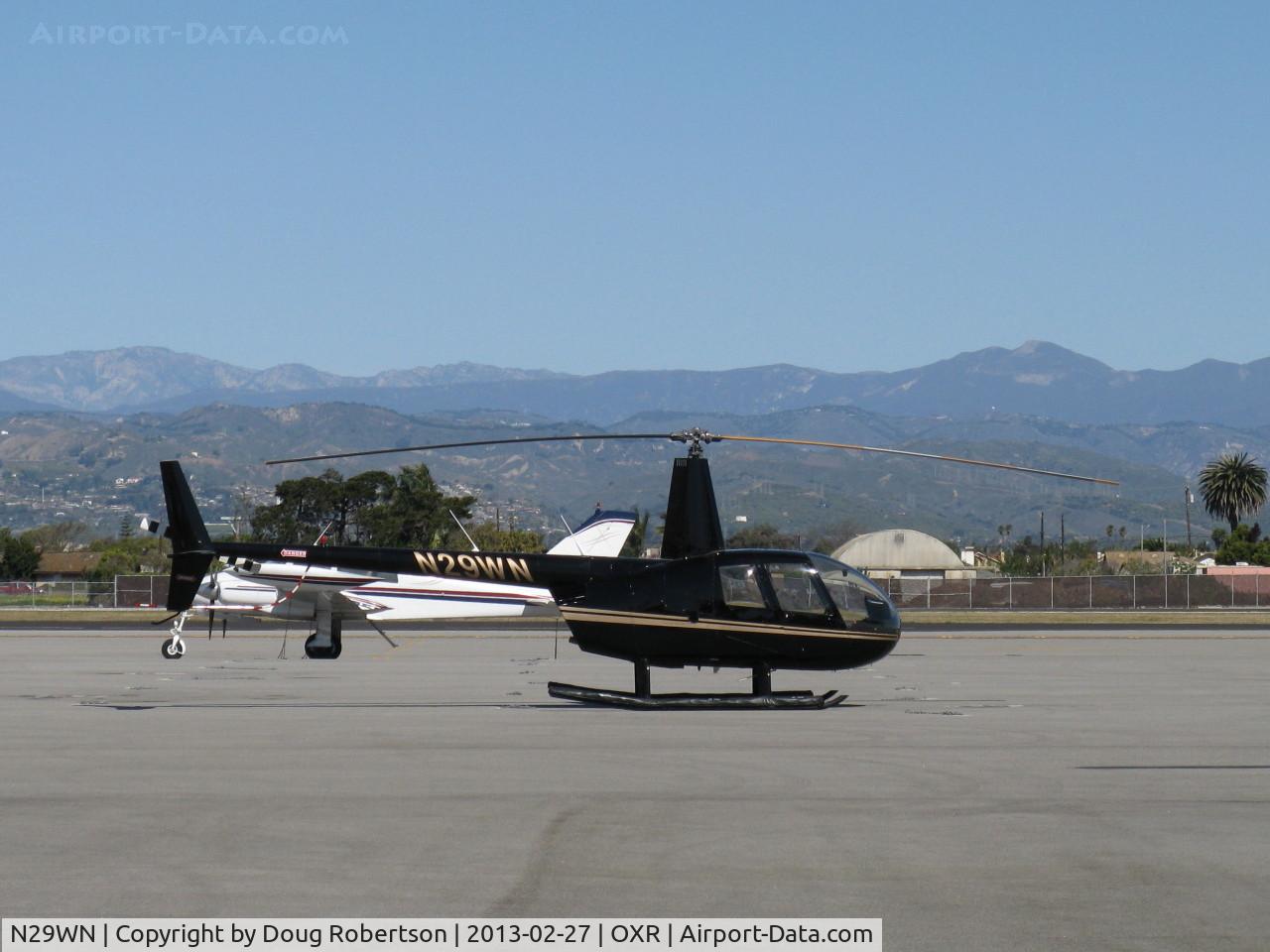 N29WN, 2000 Robinson R44 C/N 0934, 2000 Robinson R44 CLIPPER, Lycoming O-540-F1B5 260 Hp derated, pop-out floats