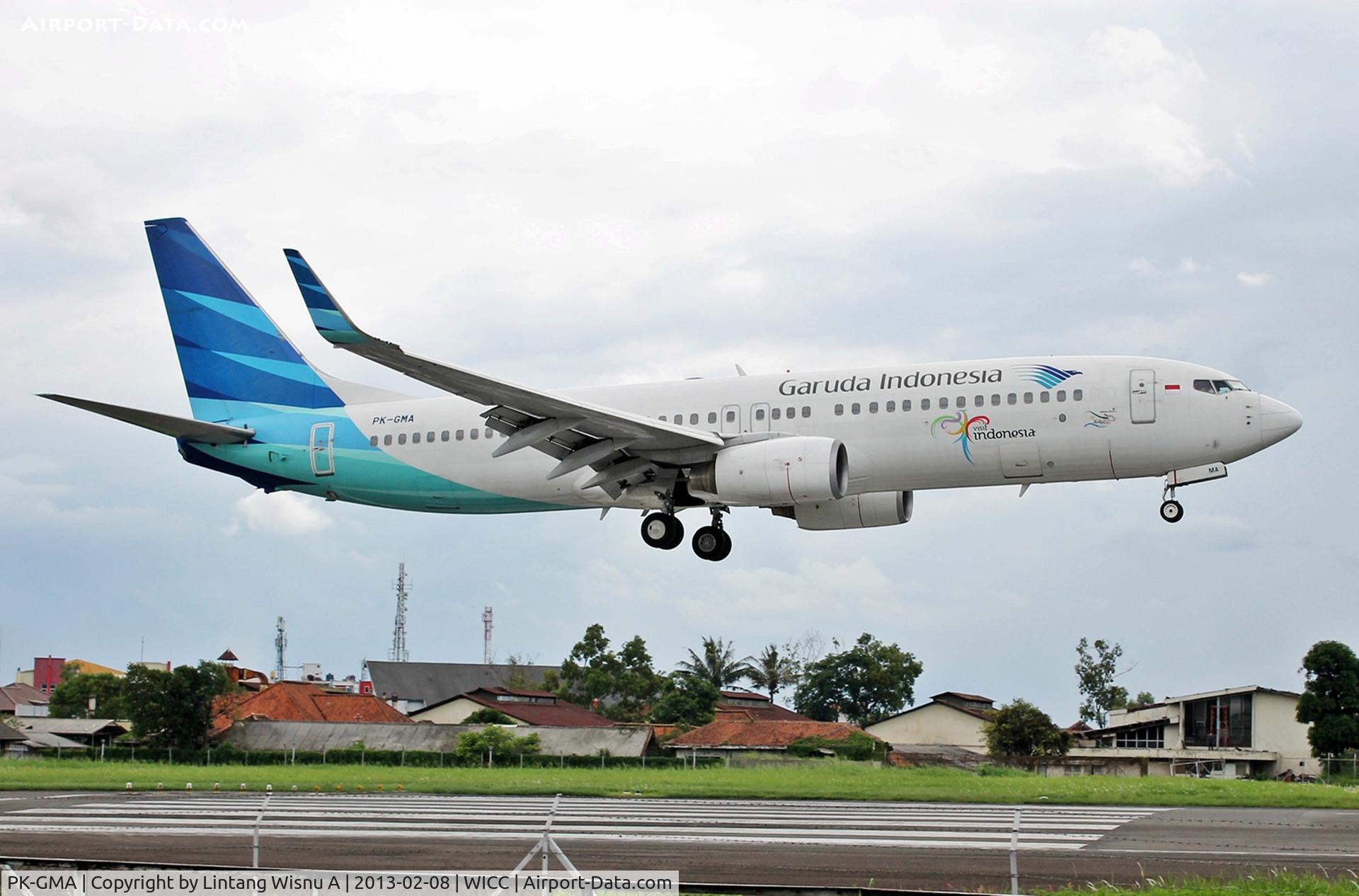 PK-GMA, 2009 Boeing 737-8U3 C/N 30151, On Final Runway 29