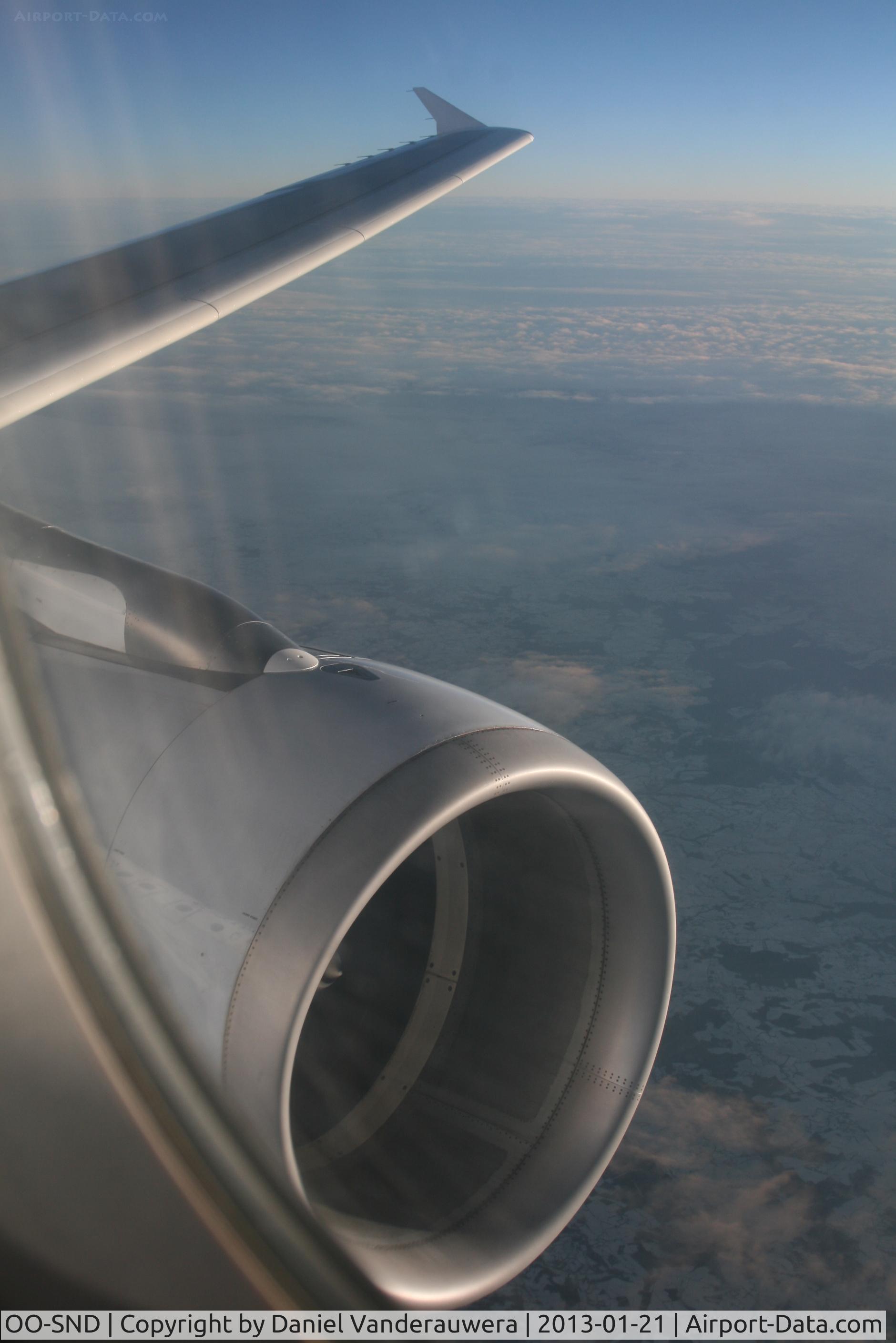 OO-SND, 2002 Airbus A320-214 C/N 1838, In flight over France