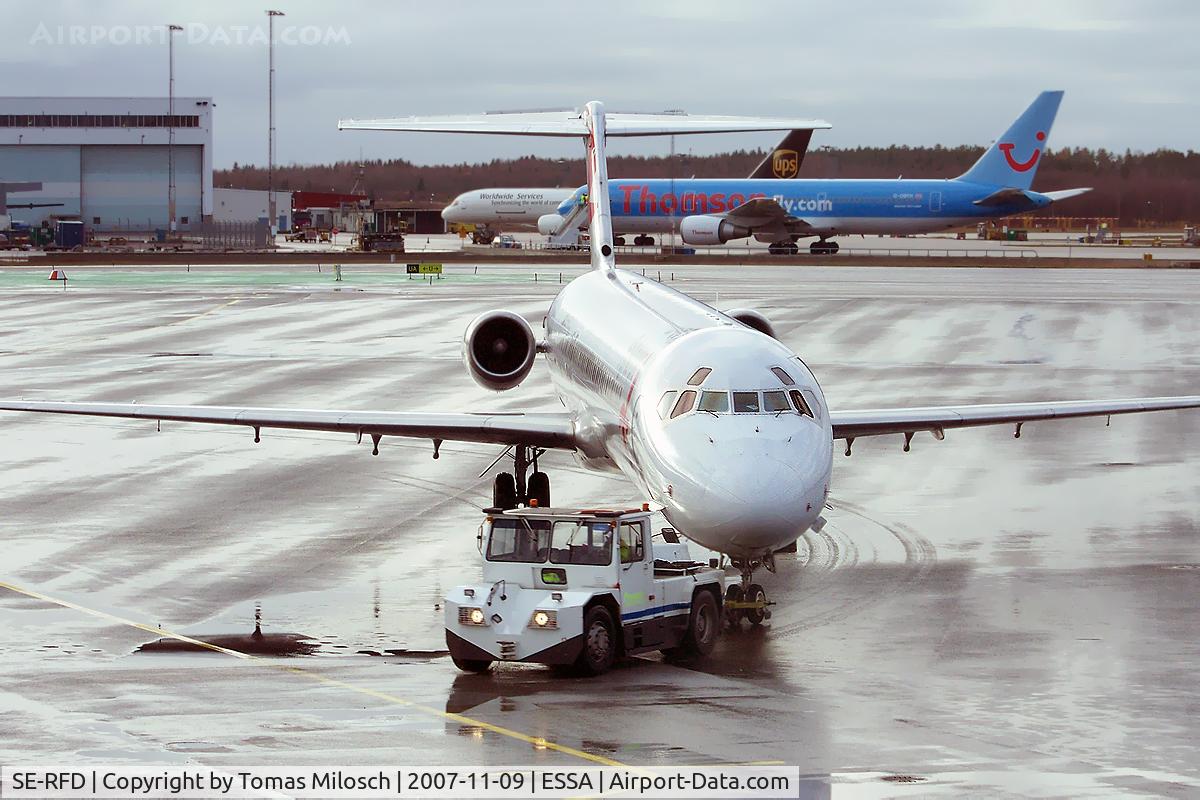 SE-RFD, 1991 McDonnell Douglas MD-82 (DC-9-82) C/N 53244, 
