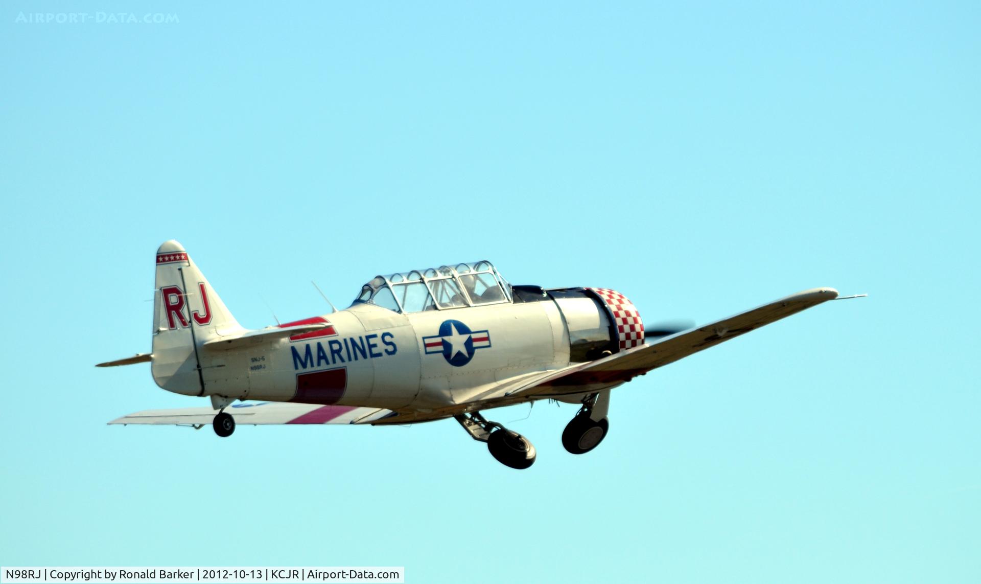 N98RJ, 1944 North American SNJ-5C Texan Texan C/N 88-17960, Gear up - Culpeper Air Fest 2012