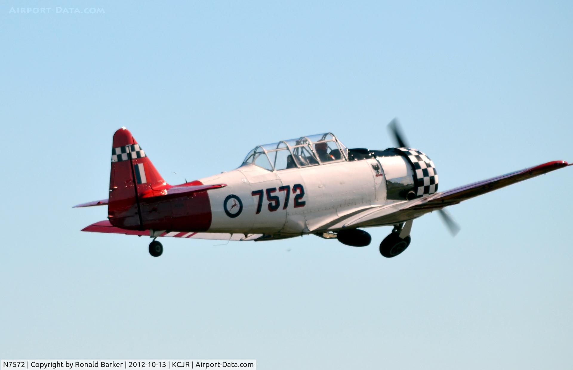 N7572, 1941 North American AT-6D Texan C/N 41-34018, Takeoff departure - Culpeper Air Fest 2012