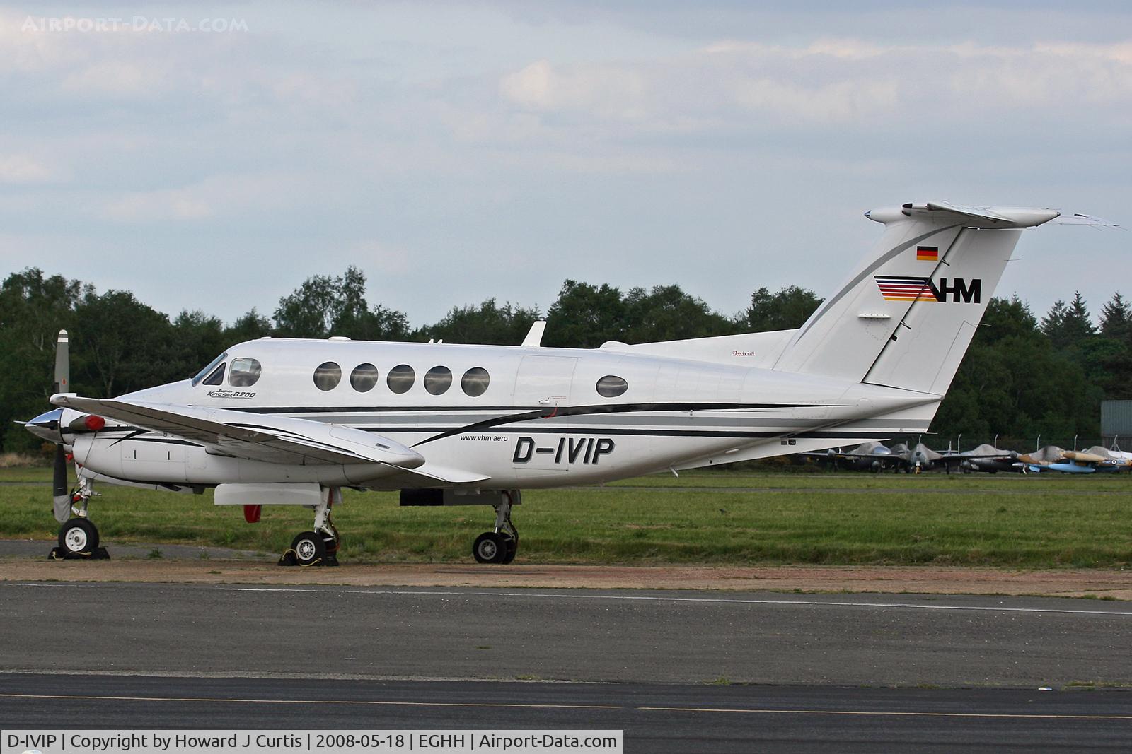 D-IVIP, 1999 Raytheon B200 King Air C/N BB-1672, Corporate