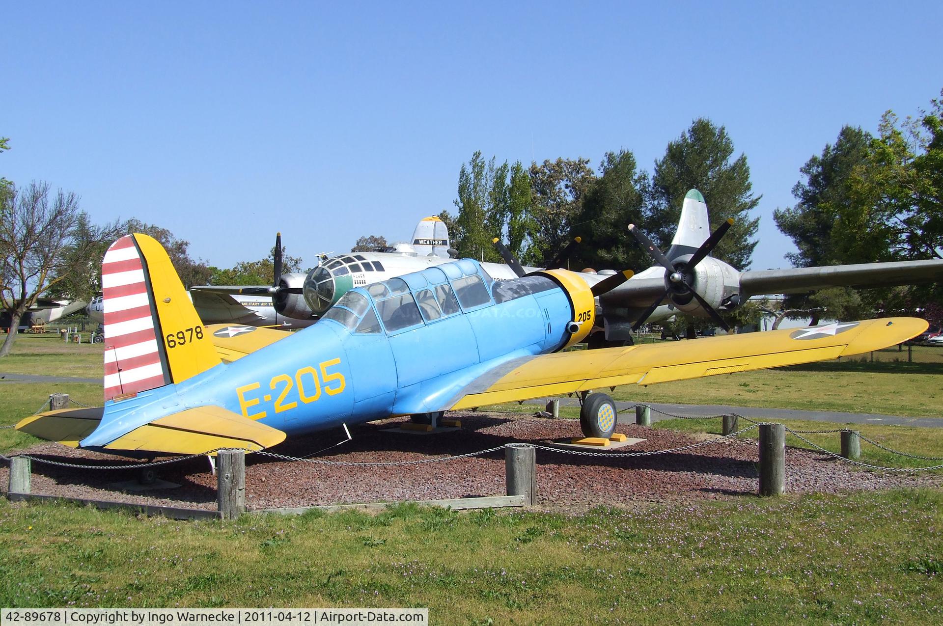 42-89678, Vultee BT-13 Valiant C/N Not found, Vultee BT-13 Valiant at the Castle Air Museum, Atwater CA