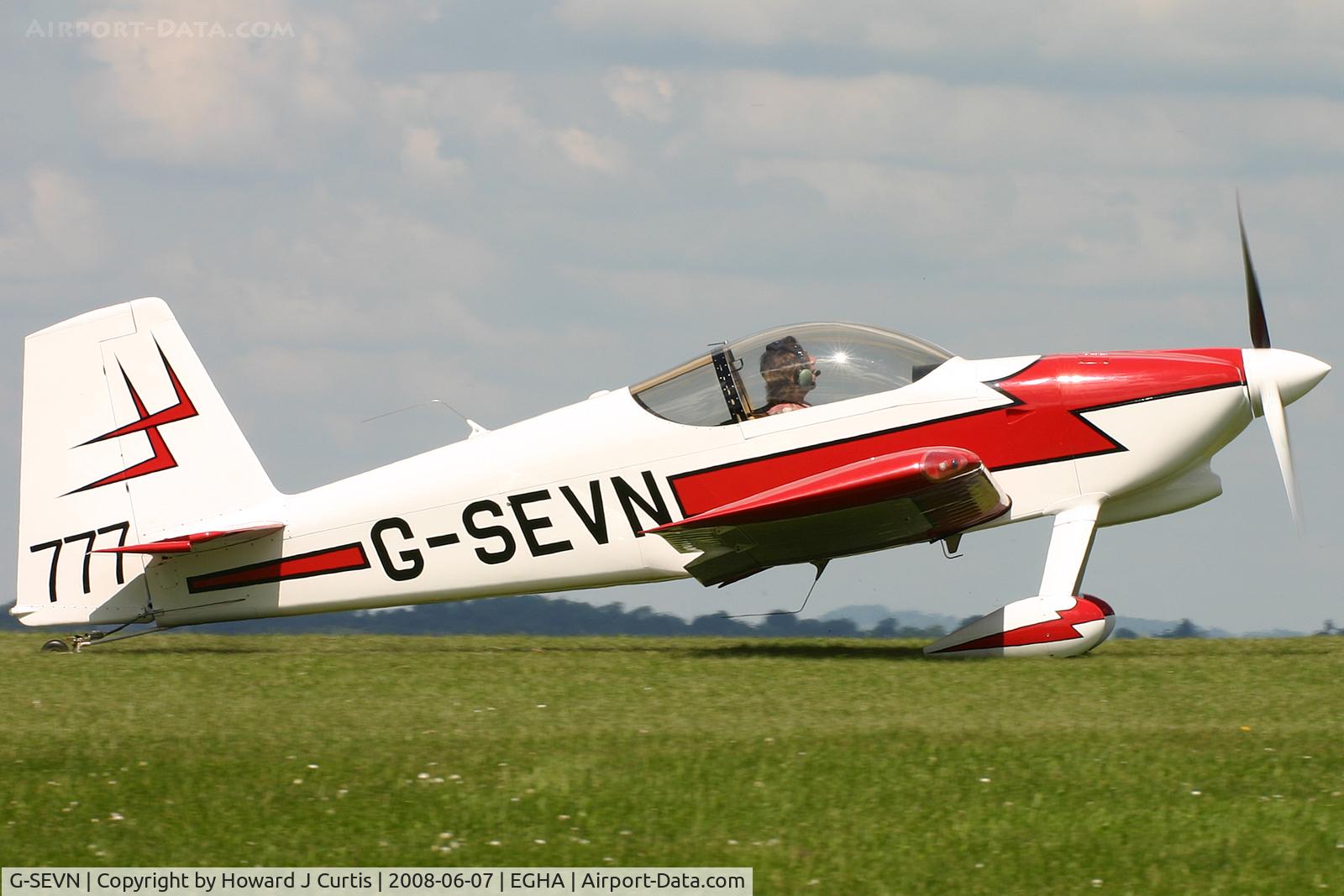 G-SEVN, 2003 Vans RV-7 C/N PFA 323-13795, Privately owned. Coded 777, at the Dorset Air Races.