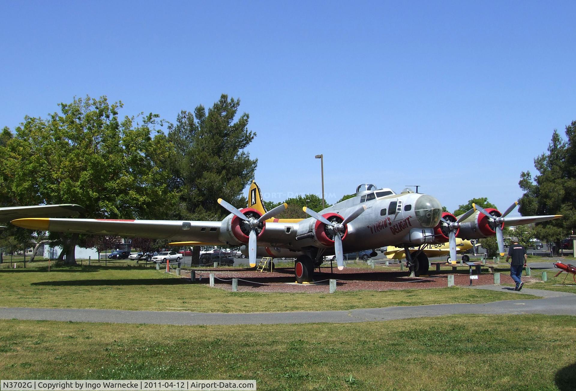 N3702G, 1943 Boeing B-17G Flying Fortress C/N 43-38635, Boeing B-17G Flying Fortress at the Castle Air Museum, Atwater CA