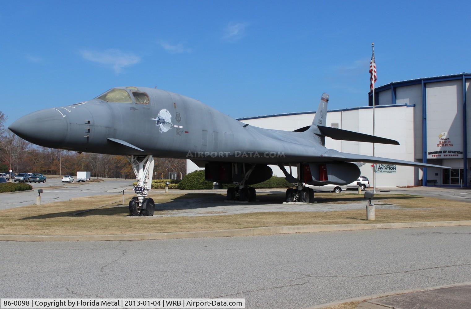 86-0098, 1986 Rockwell B-1B Lancer C/N 58, B-1B Lancer