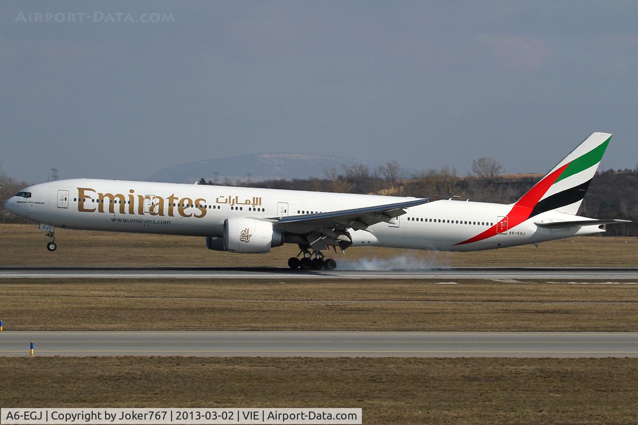 A6-EGJ, 2011 Boeing 777-31H/ER C/N 38989, Emirates