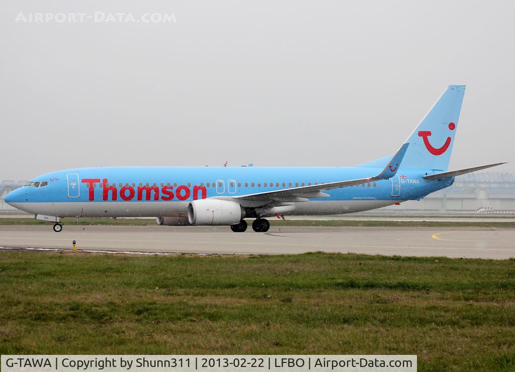 G-TAWA, 2012 Boeing 737-8K5 C/N 37264, Taxiing to the Terminal under snow conditions