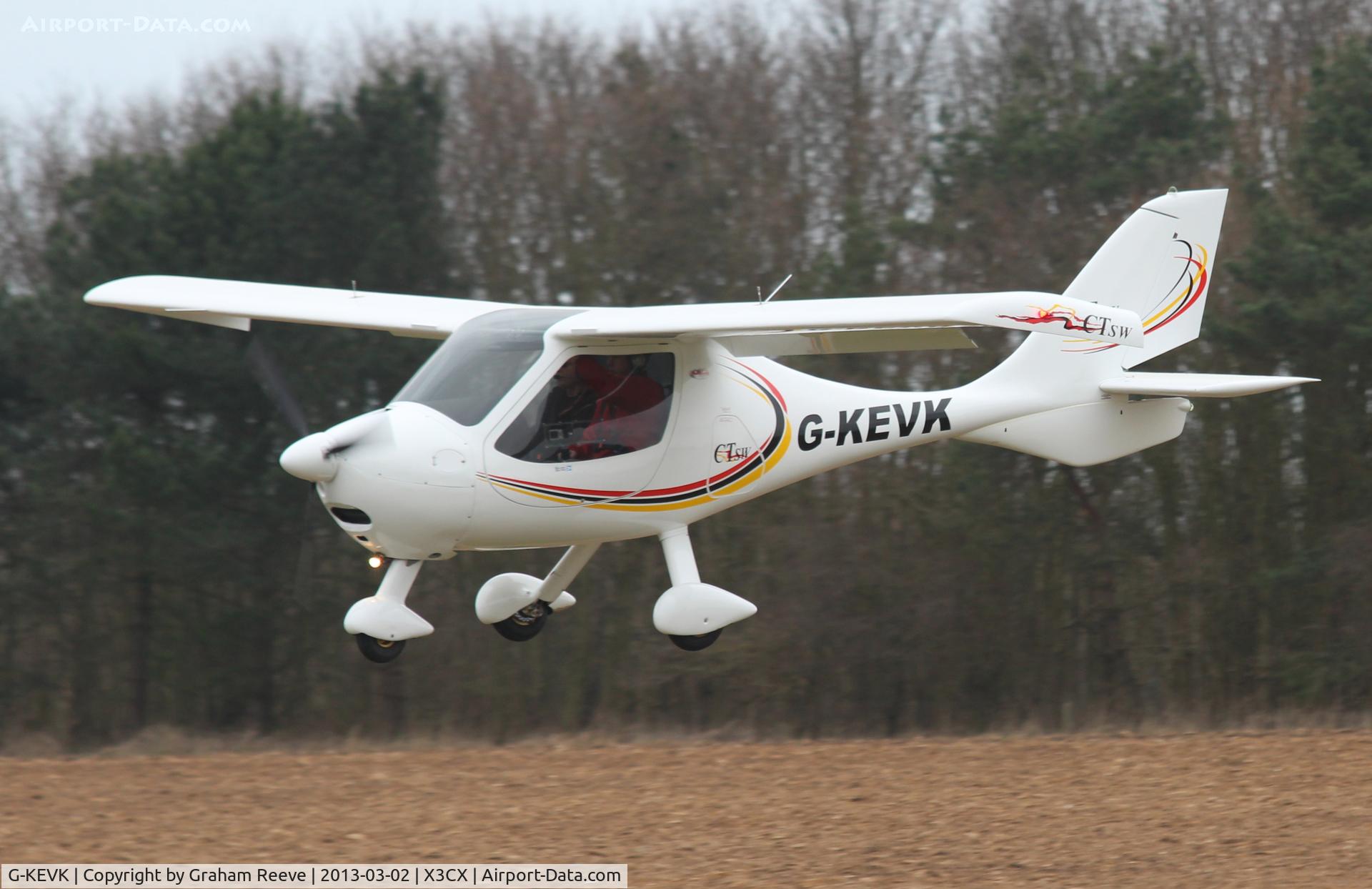 G-KEVK, 2009 Flight Design CTSW C/N 8483, About to land.