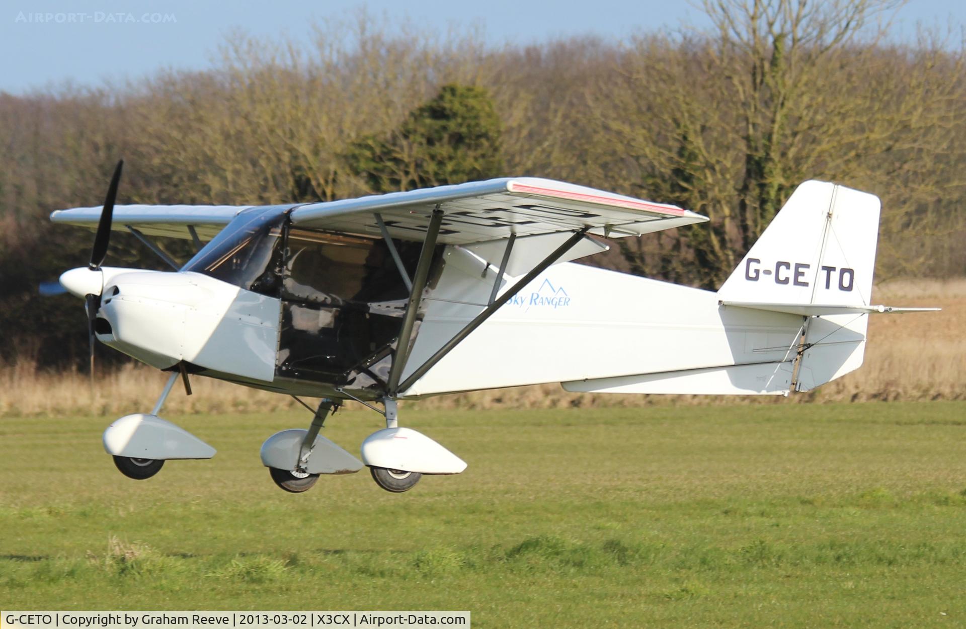 G-CETO, 2007 Skyranger Swift 912S(1) C/N BMAA/HB/541, About to touch down at Northrepps.