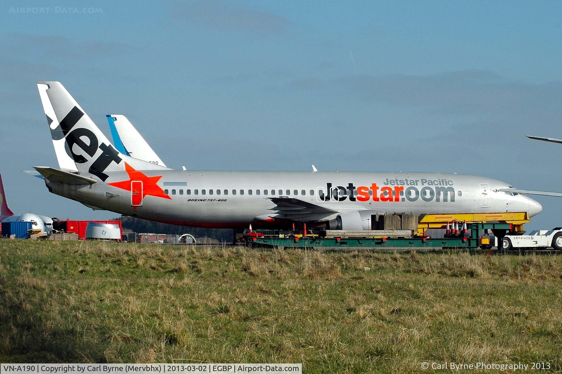 VN-A190, 1994 Boeing 737-4H6 C/N 27383, Not long before it meets its maker.