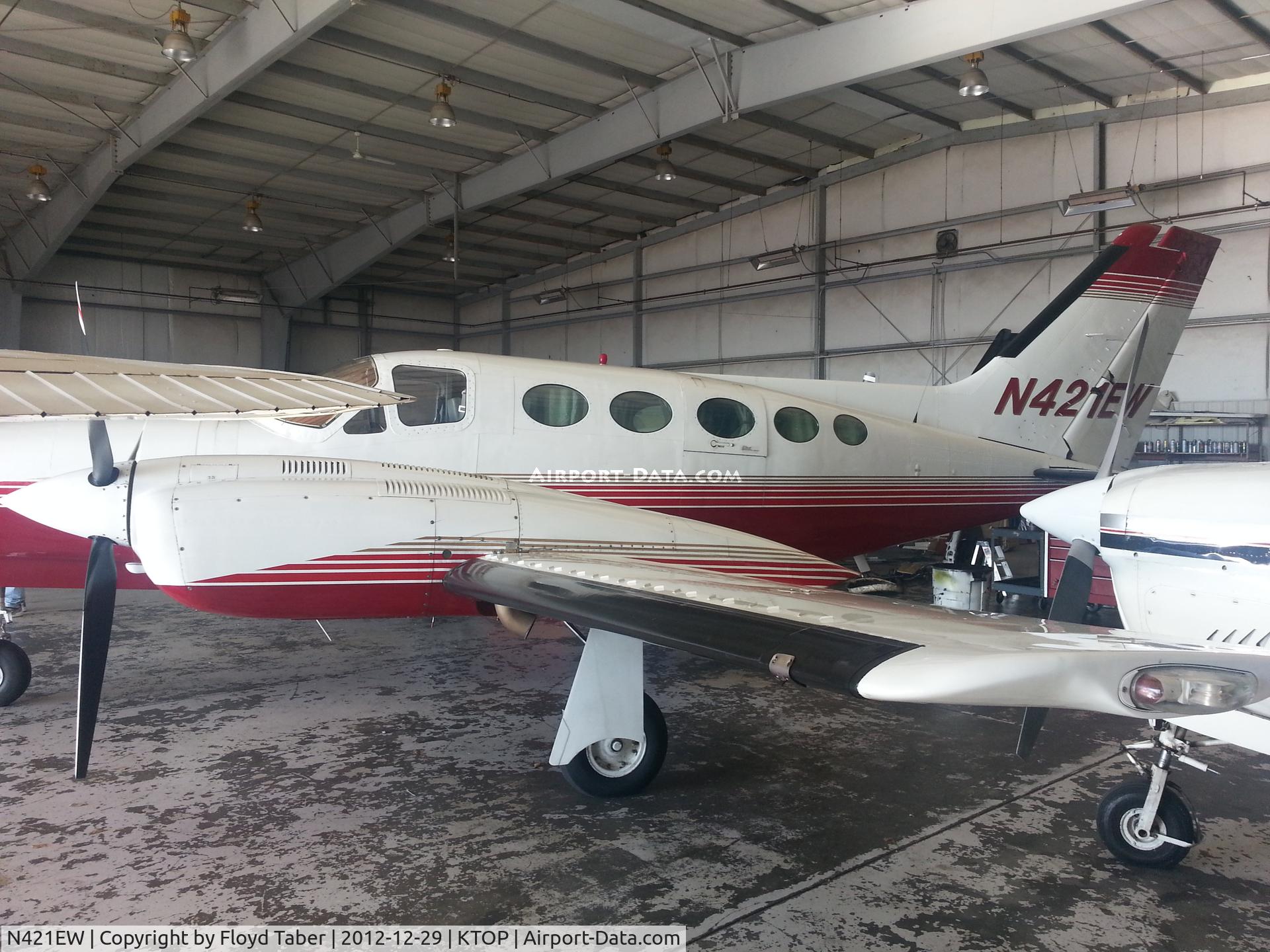 N421EW, 1975 Cessna 421C Golden Eagle C/N 421C0034, In the Hangar