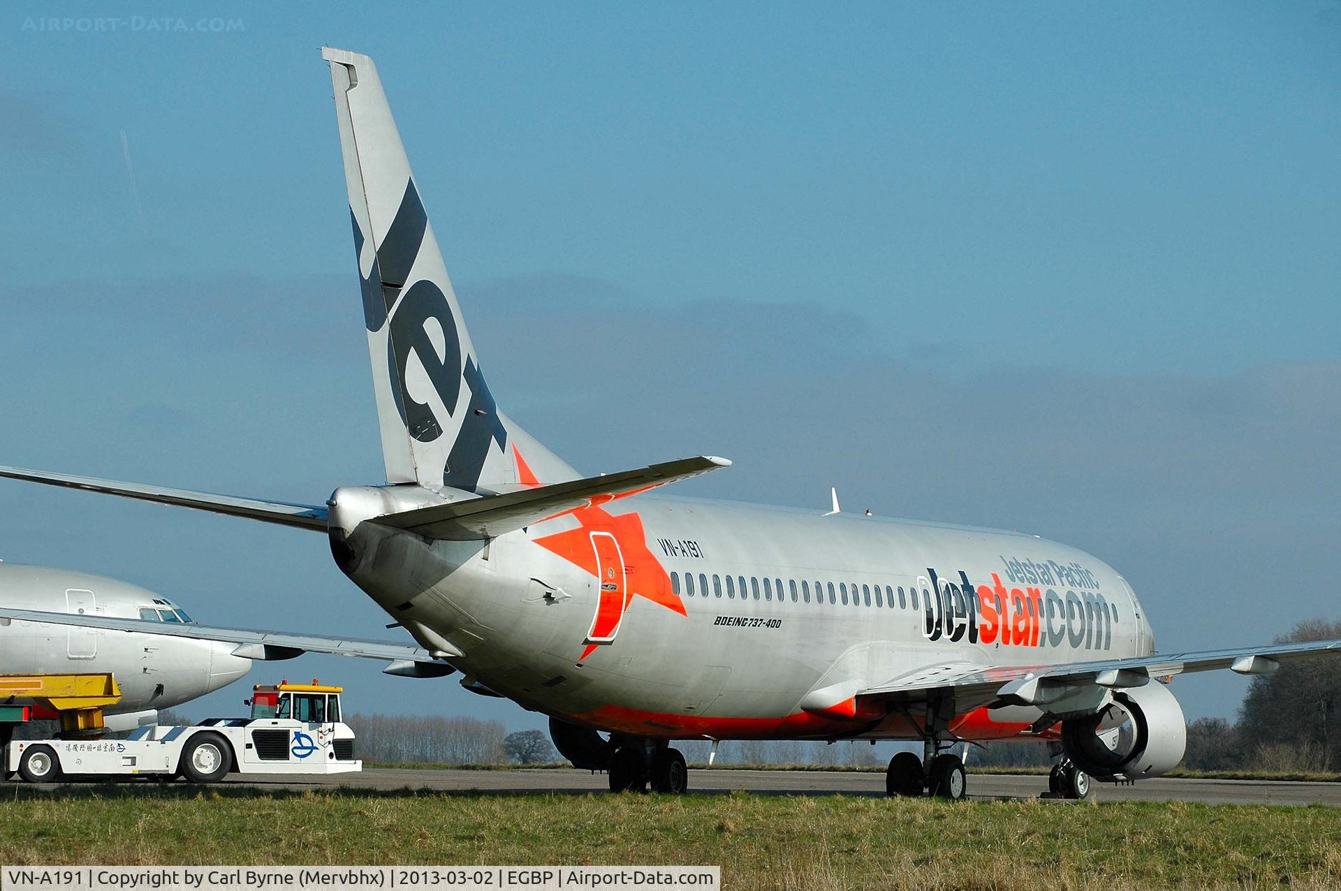VN-A191, 1994 Boeing 737-4H6 C/N 27306, Waiting for parting out.