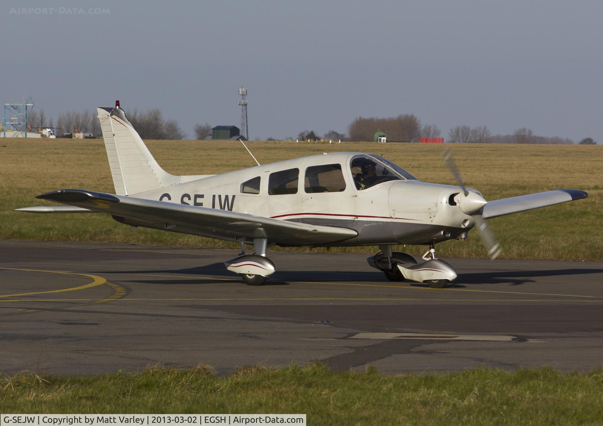 G-SEJW, 1978 Piper PA-28-161 Cherokee Warrior II C/N 28-7816469, Departing EGSH.