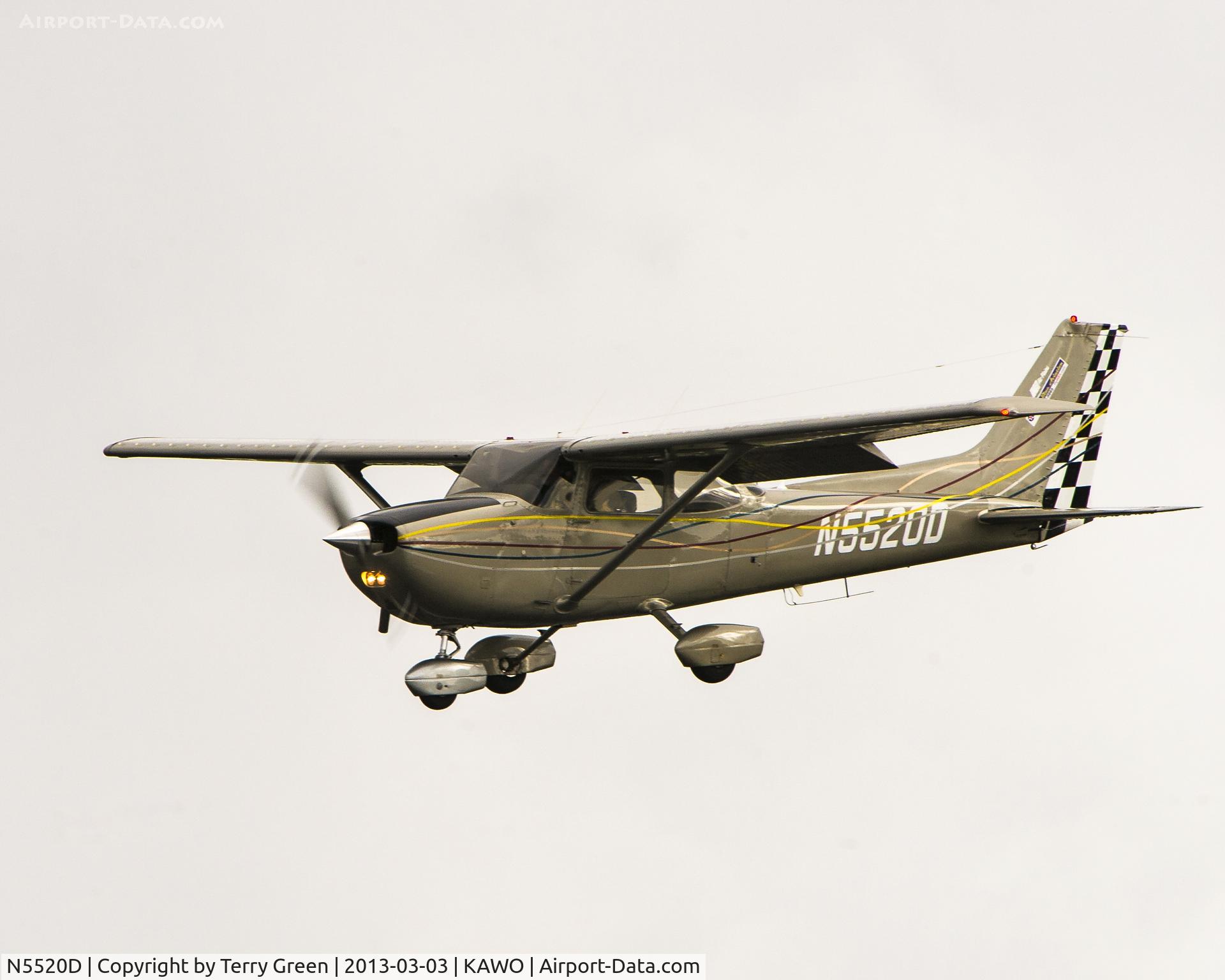 N5520D, 1979 Cessna 172N C/N 17272591, 1979 Cessna 172N Skyhawk C/N 17272591 taken at Arlington Washington Airport KAWO