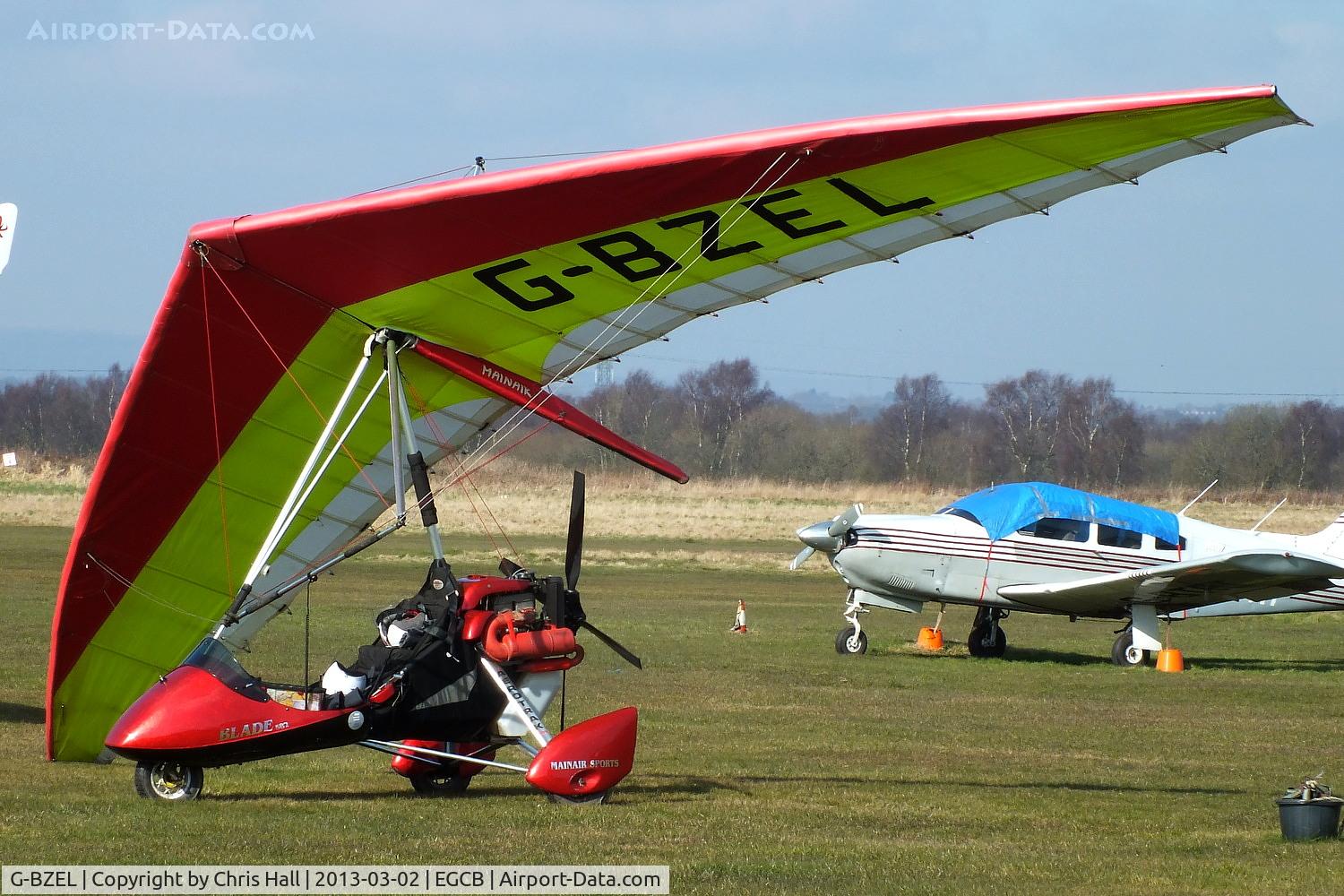 G-BZEL, 2000 Mainair Blade C/N 1245-0300-7-W1038, visitor to Barton
