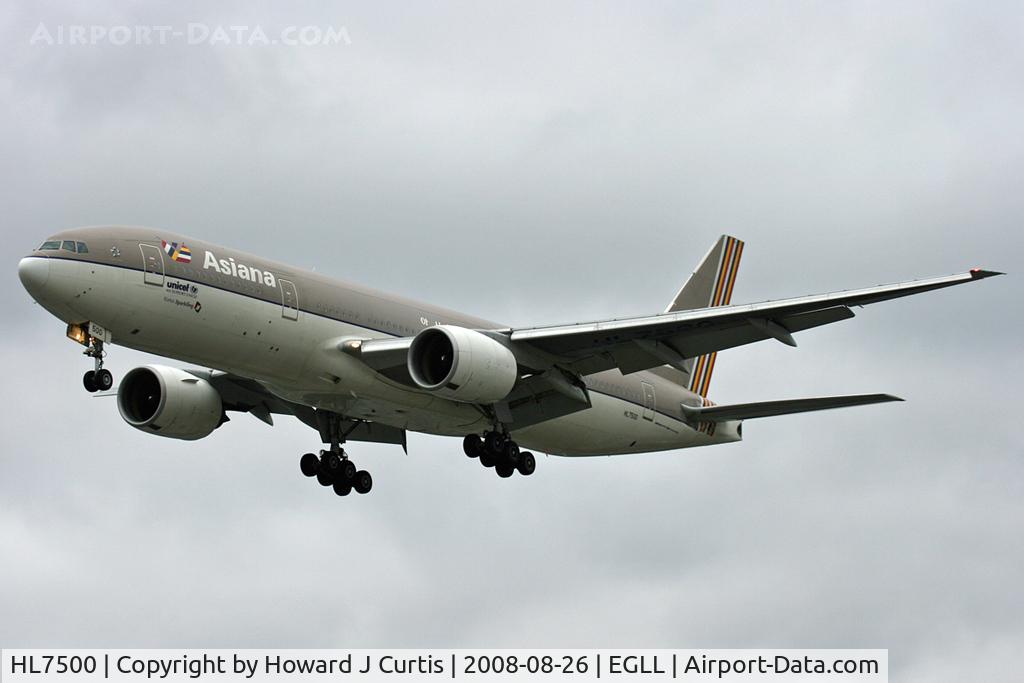 HL7500, 2002 Boeing 777-28E/ER C/N 28685, Asiana