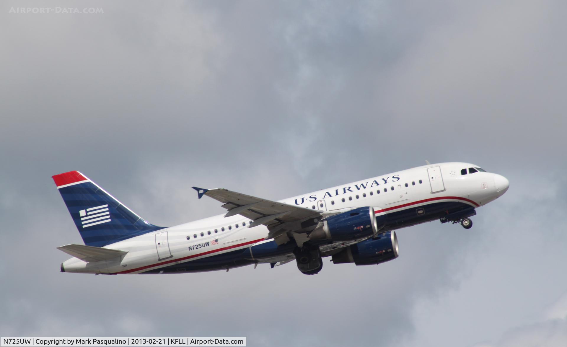 N725UW, 1999 Airbus A319-112 C/N 1135, Airbus A319