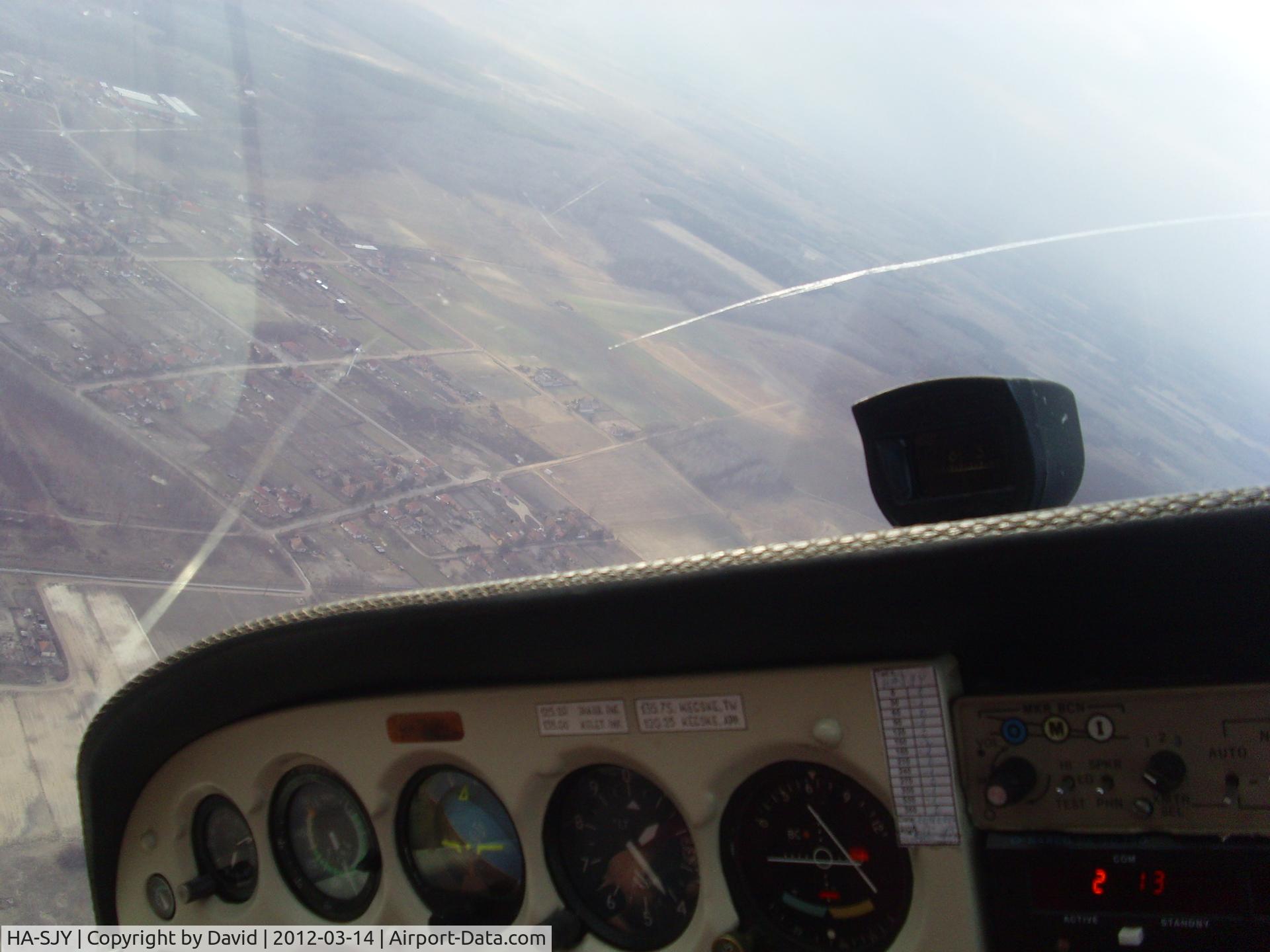 HA-SJY, Cessna 172N C/N 17268609, HA-SJY above bugac