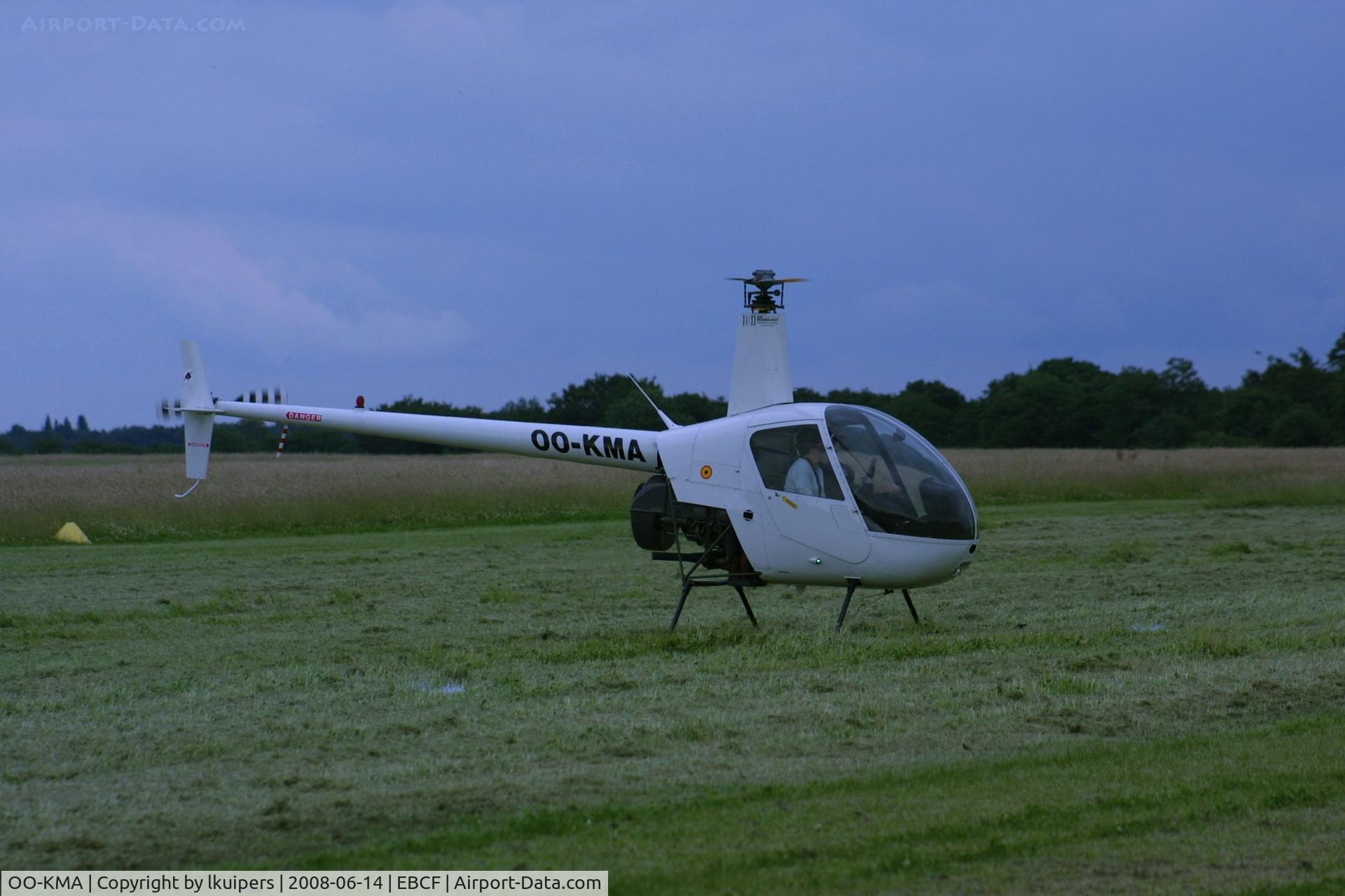 OO-KMA, Robinson R22 BETA C/N 1501, At the new Cerfontaine Airport in June 2008