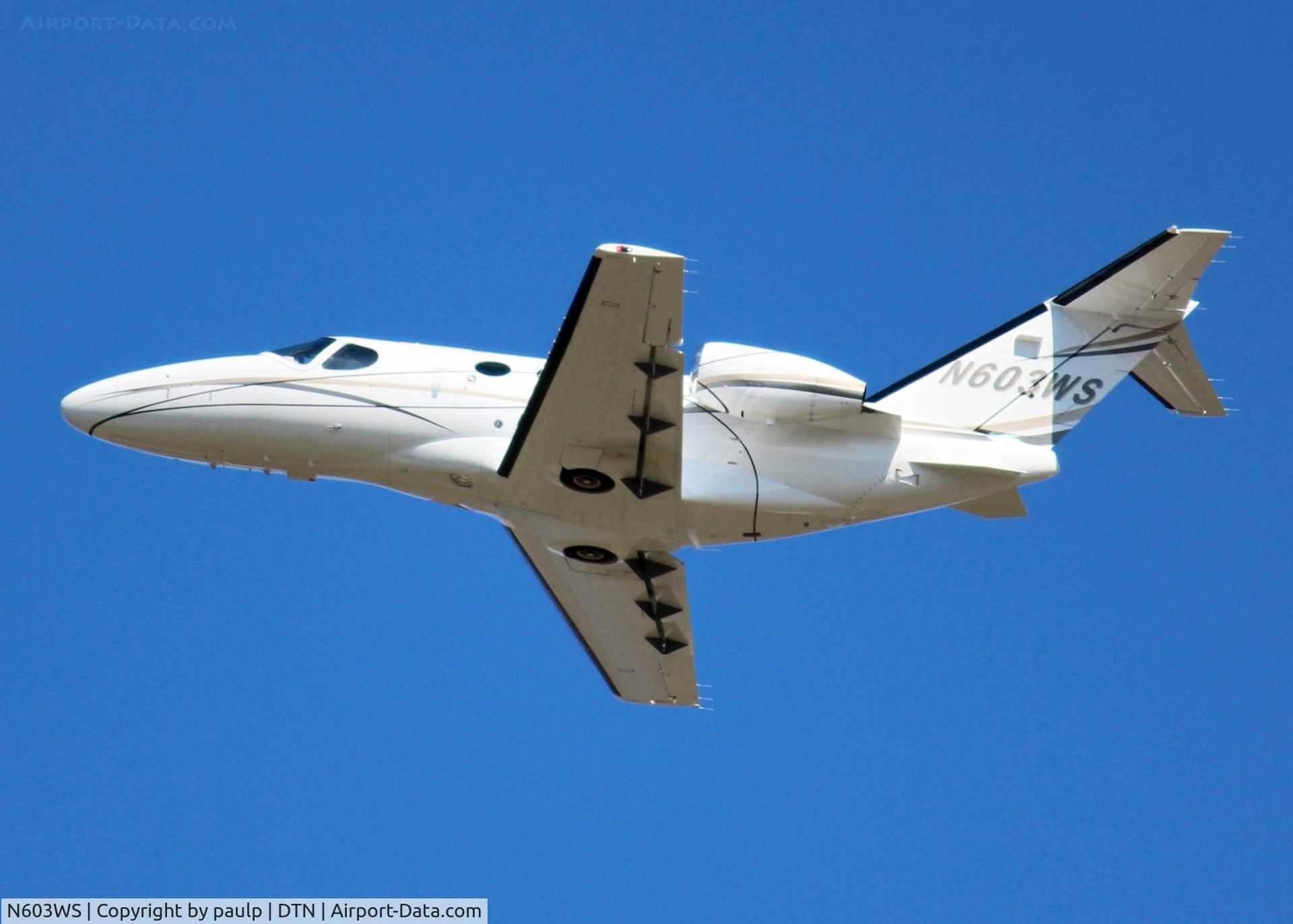N603WS, Cessna 510 Citation Mustang C/N 510-0215, Off of Rwy 32 at Downtown Shreveport.