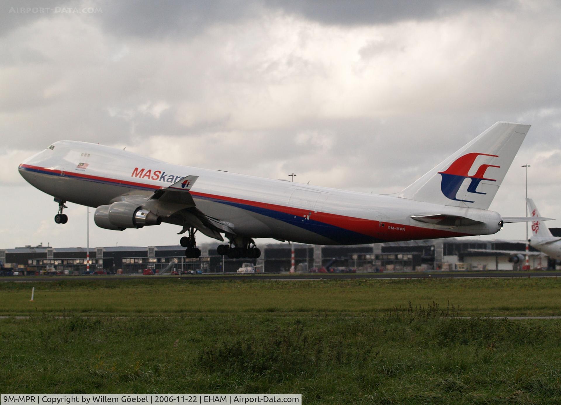 9M-MPR, 2006 Boeing 747-4H6F C/N 28434, Take off from runway 24 of Amsterdam Airport