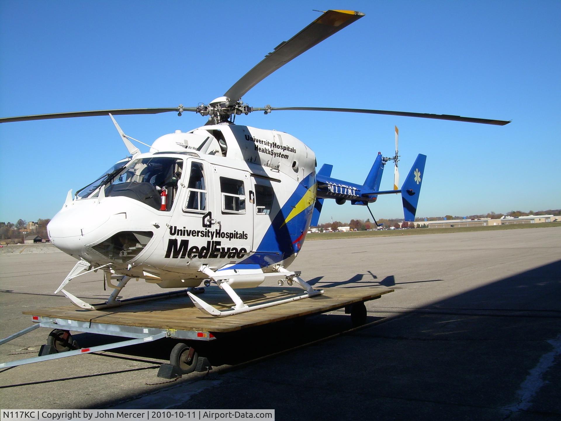 N117KC, 1988 Eurocopter-Kawasaki BK-117B-2 C/N 7168, At Base in Akron Oh