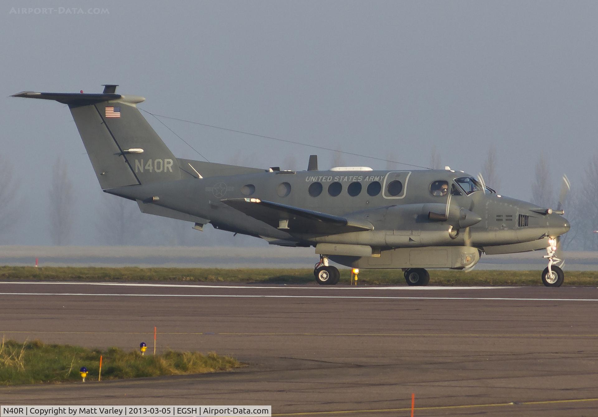 N40R, 1975 Beechcraft C-12A (King Air 200) C/N BC-7, Departing EGSH.