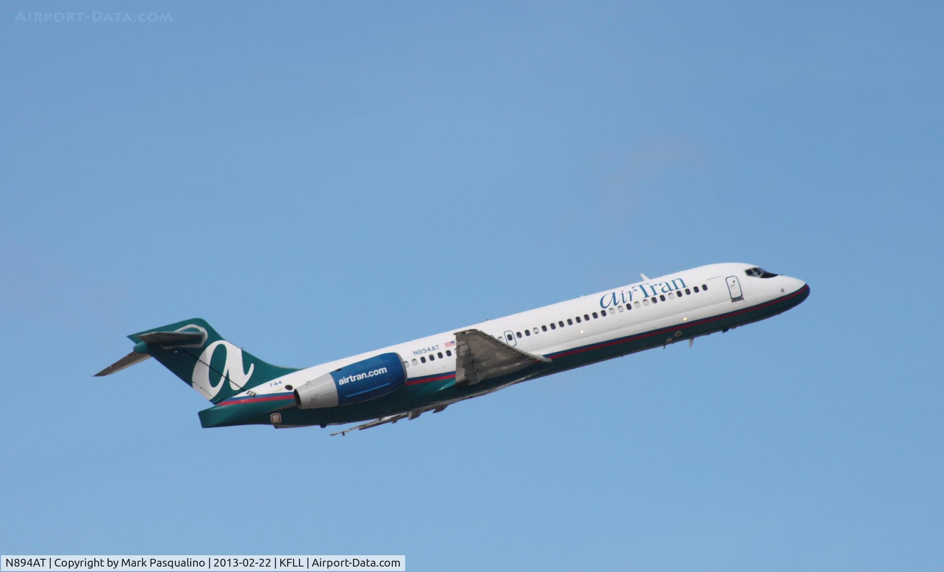 N894AT, 2004 Boeing 717-200 C/N 55046, Boeing 717-200