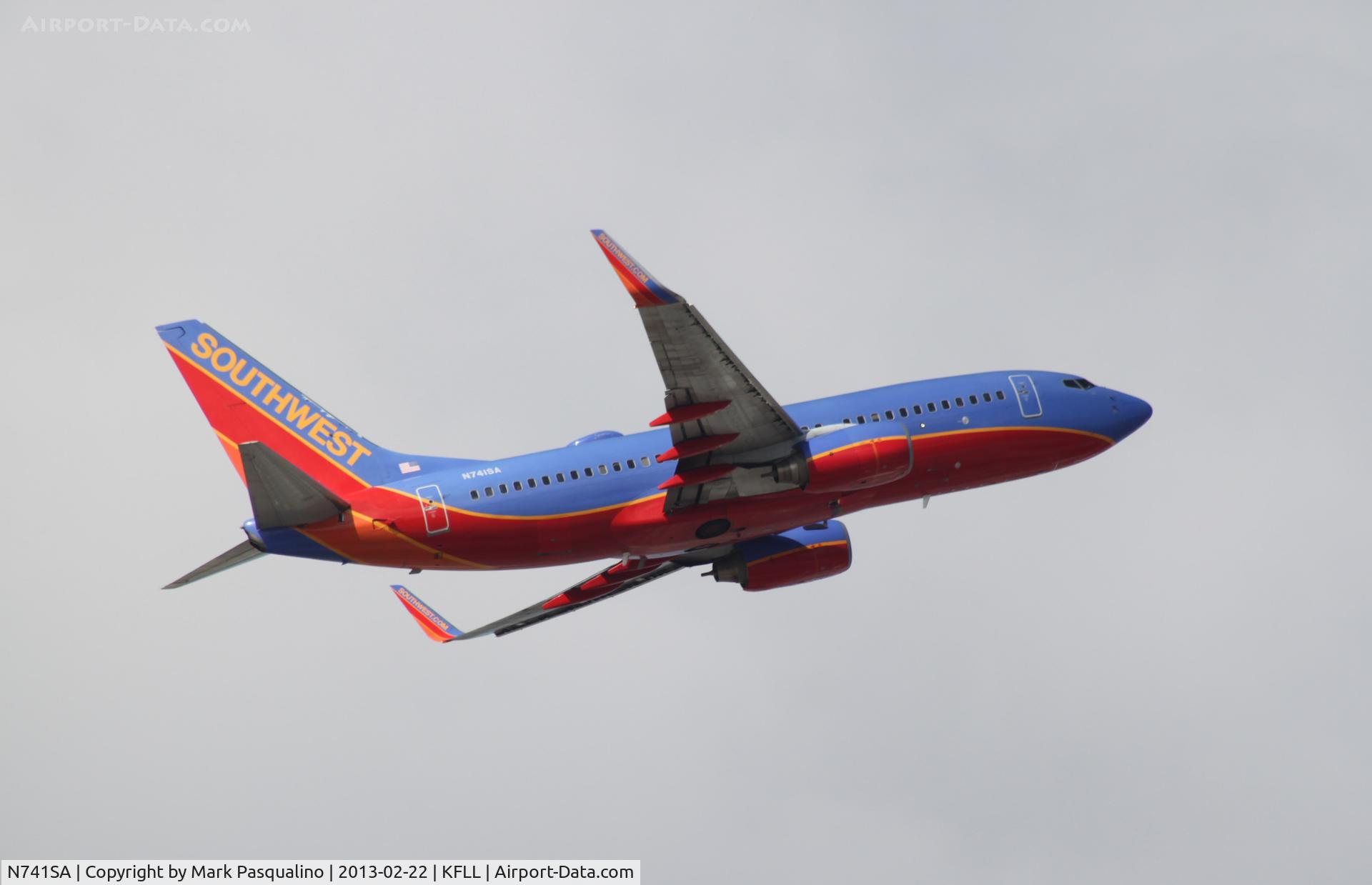 N741SA, 1998 Boeing 737-7H4 C/N 29277, Boeing 737-700