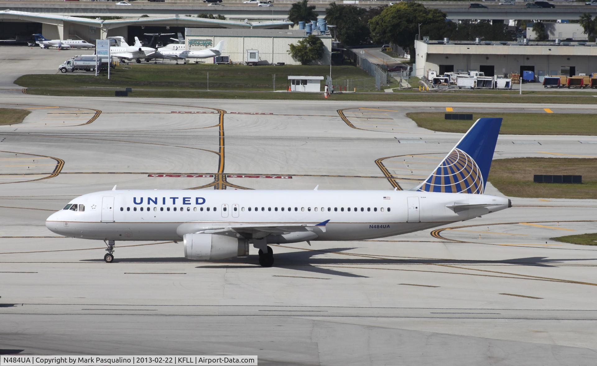 N484UA, 2001 Airbus A320-232 C/N 1609, Airbus A320