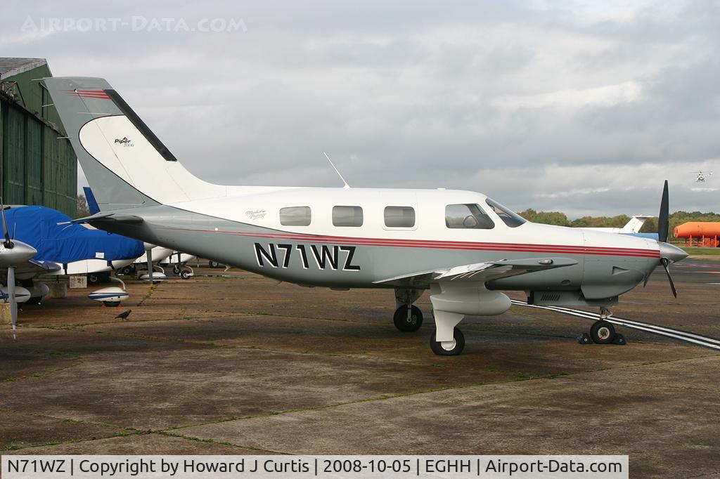 N71WZ, 2000 Piper PA-46-350P Malibu Mirage C/N 4636275, Privately owned; a resident here.