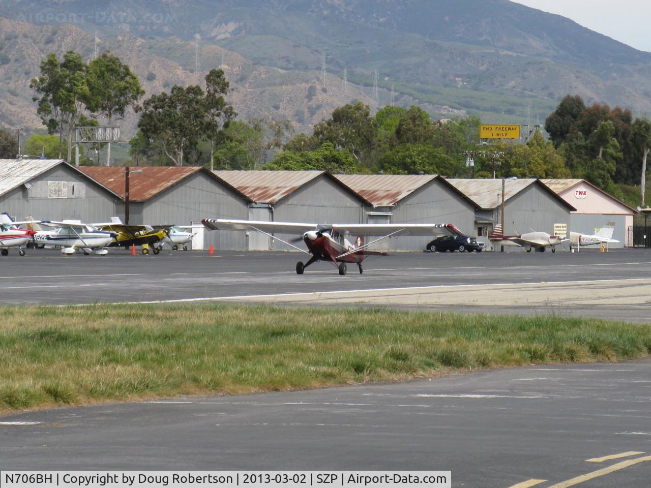 N706BH, 2006 Aviat A-1B Husky C/N 2354, 2006 Aviat A-1B HUSKY, Lycoming IO-360-A1D6 180 Hp, of Barron Hilton with a great radio call, STOL landing roll Rwy 22