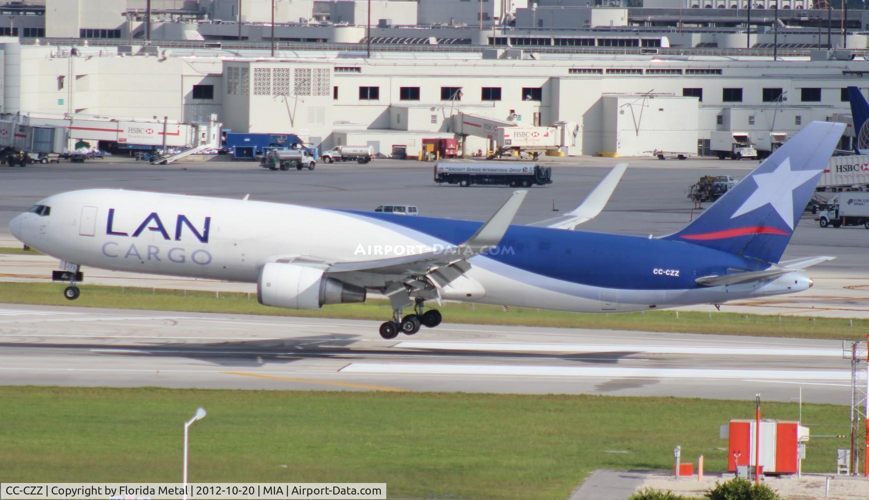 CC-CZZ, 1998 Boeing 767-316F/ER C/N 25756, LAN Cargo 767-300
