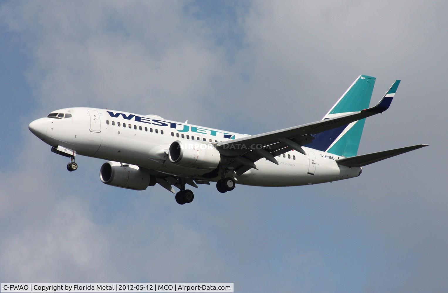 C-FWAO, 2002 Boeing 737-7CT C/N 33657, West Jet 737-700