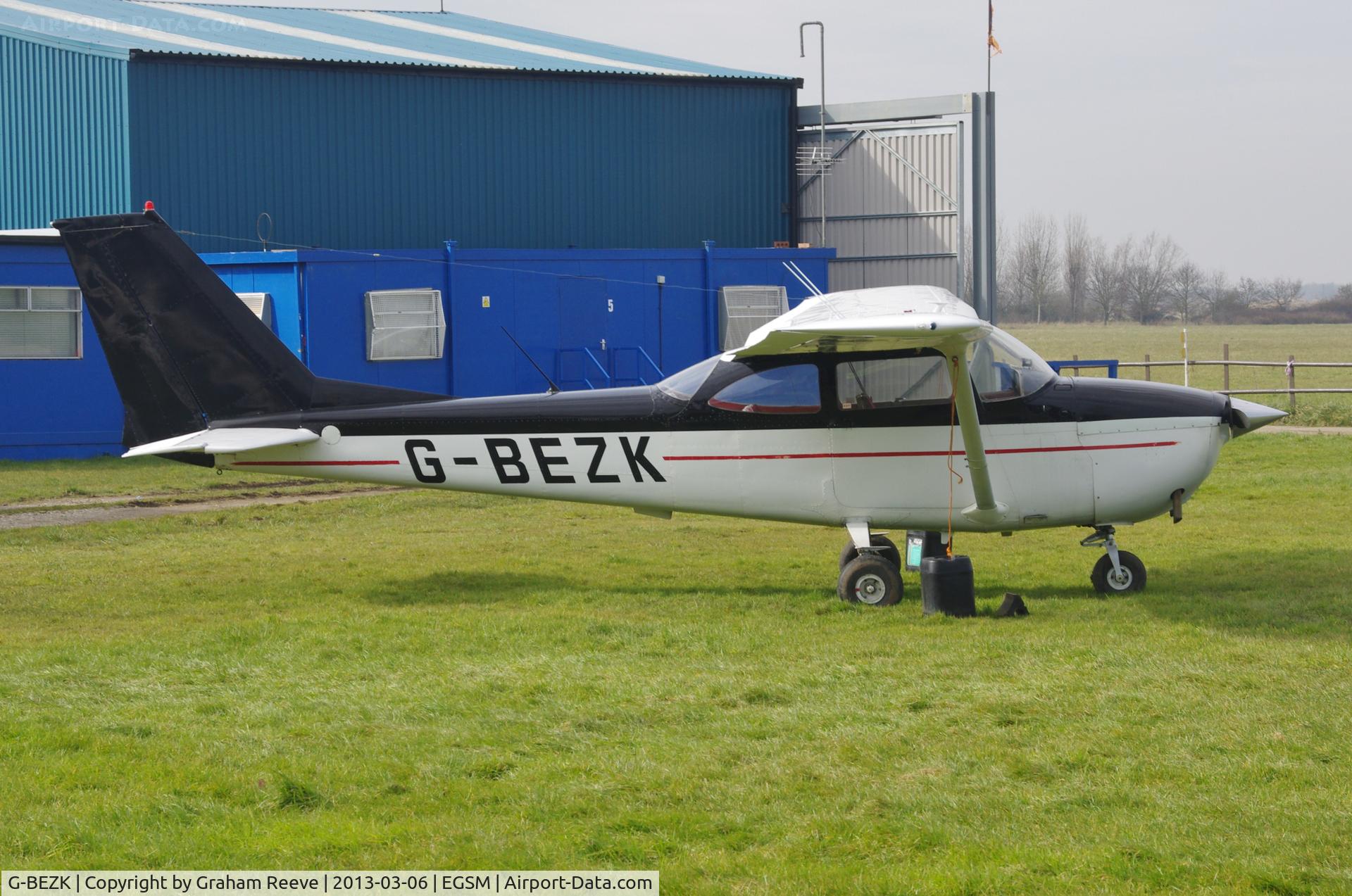 G-BEZK, 1967 Reims F172H Skyhawk C/N 0462, Parked at Beccles.