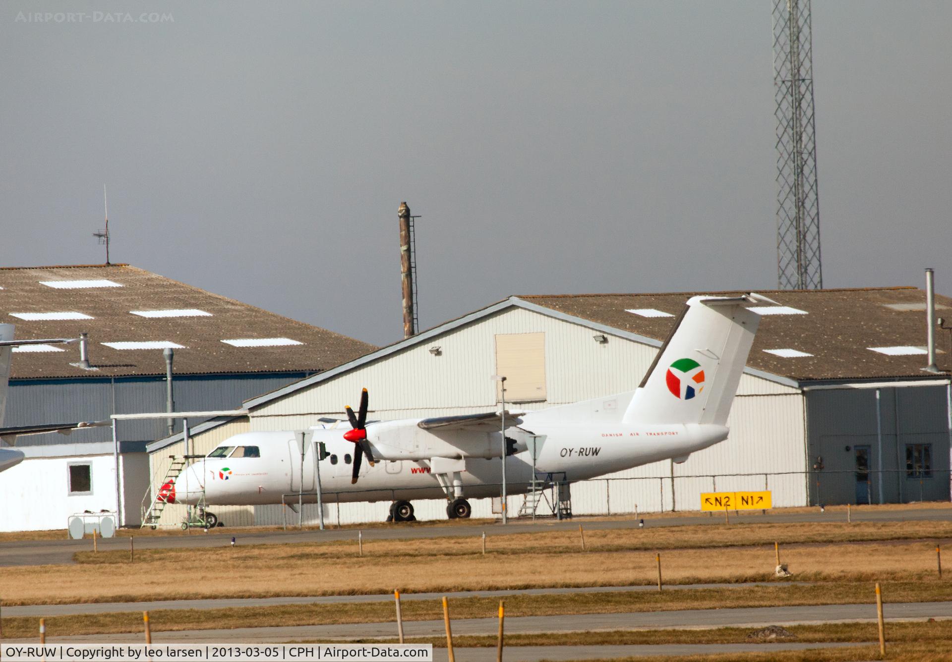 OY-RUW, 1986 De Havilland Canada DHC-8-102 Dash 8 C/N 060, Copenhagen Kastrup 5.3.12