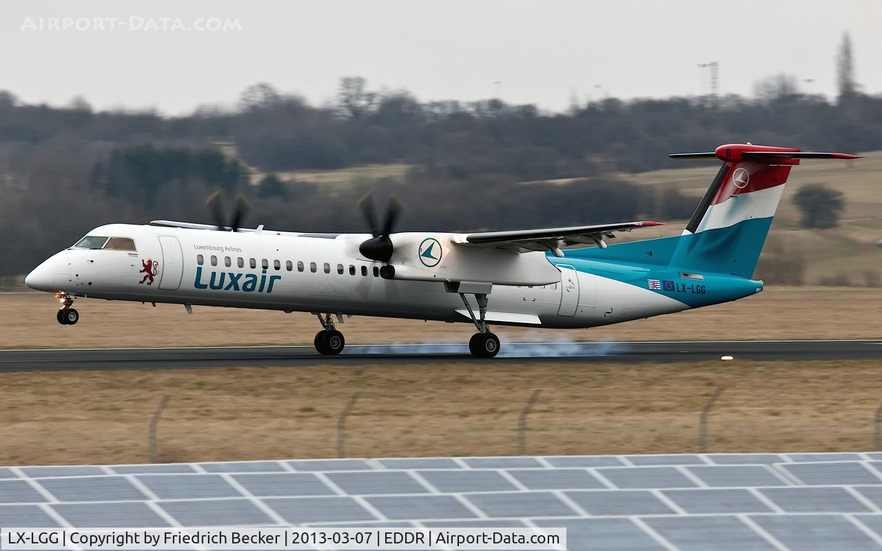 LX-LGG, 2012 Bombardier DHC-8-402Q Dash 8 Dash 8 C/N 4418, touchdown RW27