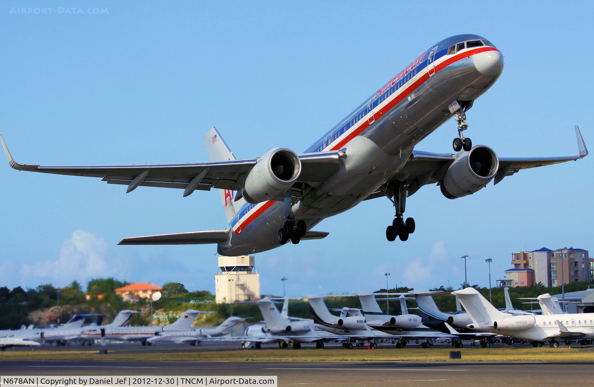 N678AN, 1998 Boeing 757-223 C/N 29428, N678A
