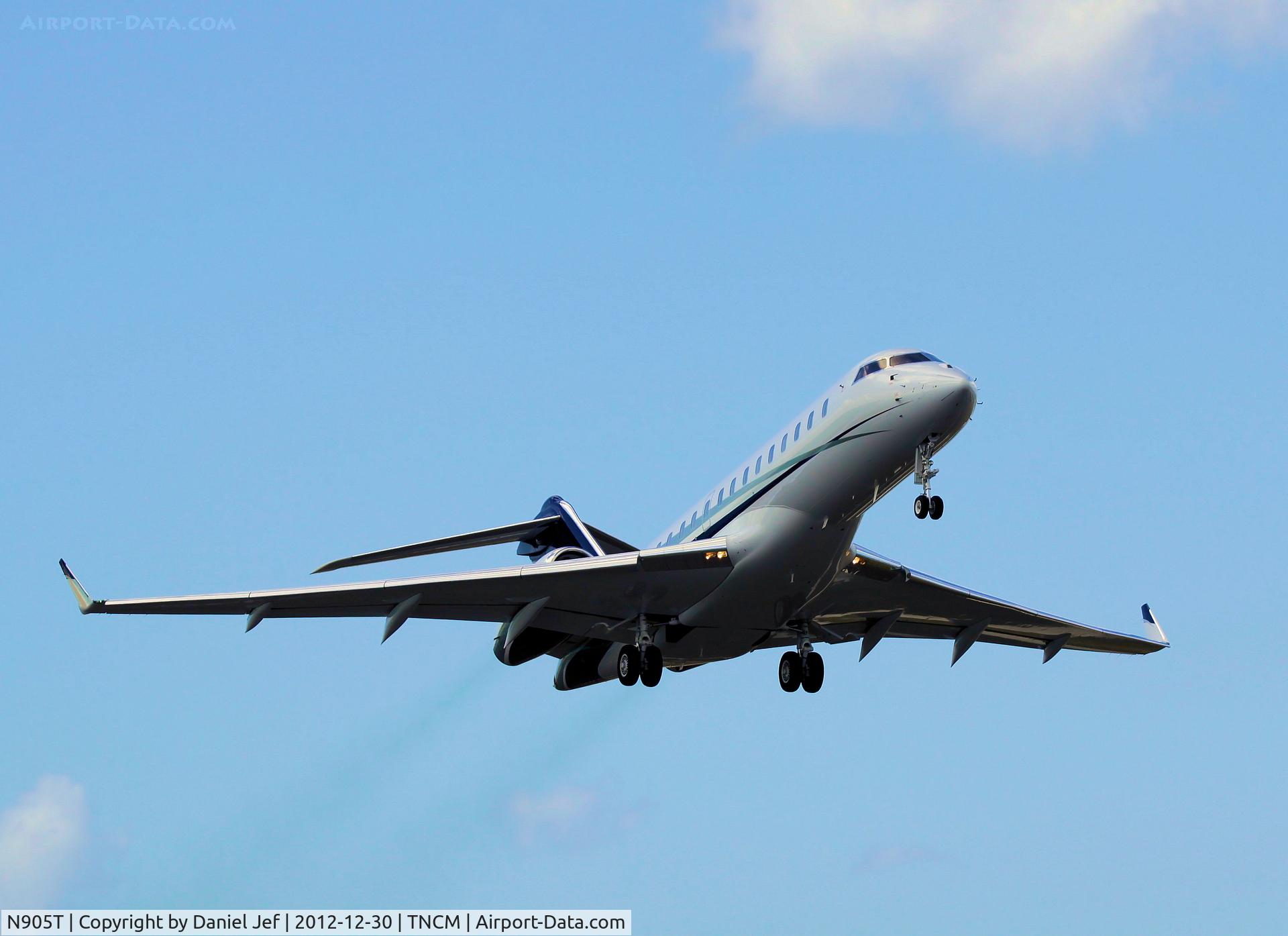 N905T, 2005 Bombardier BD-700-1A10 Global Express XRS C/N 9179, N905T