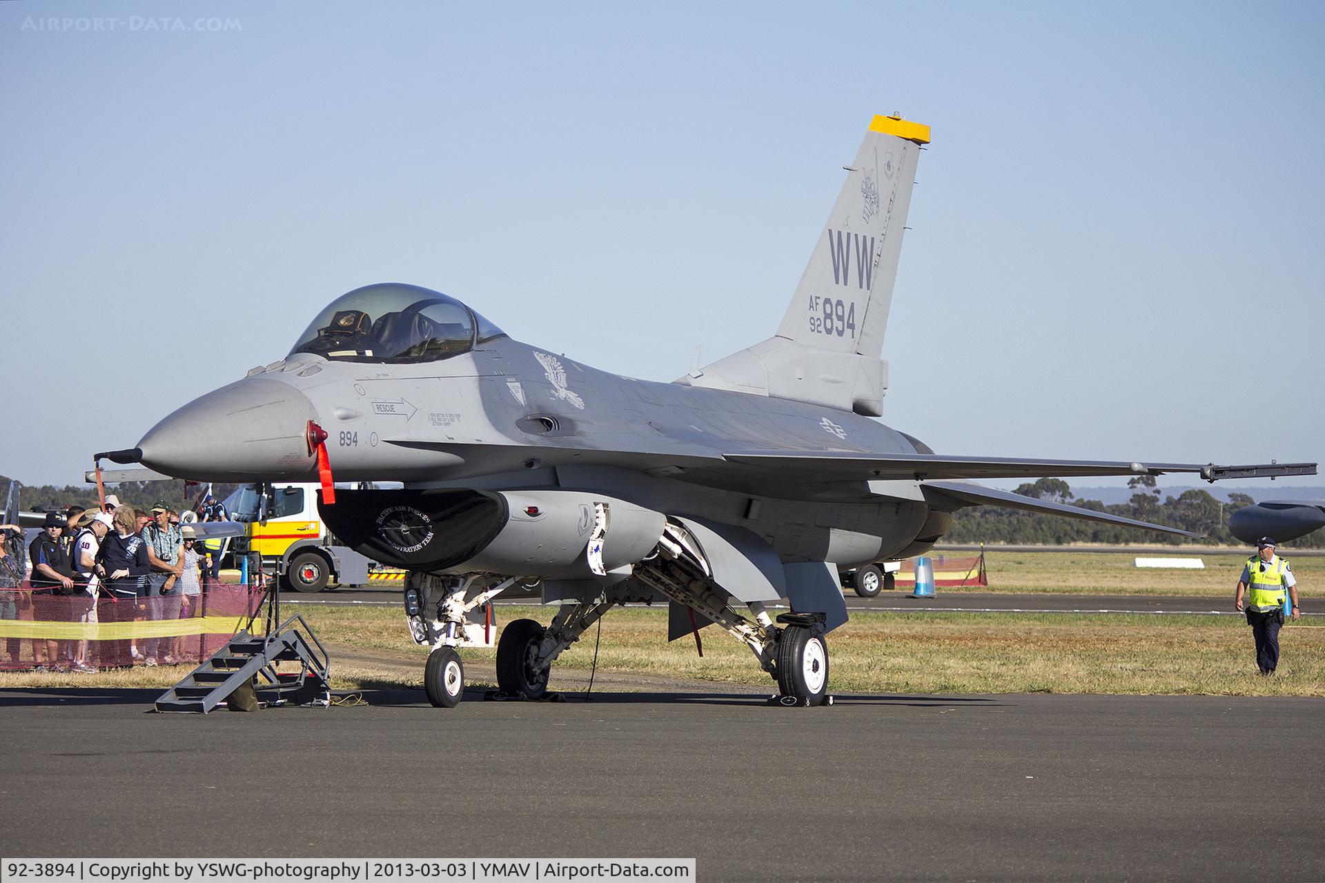 92-3894, General Dynamics F-16CJ Fighting Falcon C/N CC-136, U.S. Air Force F-16 Falcon (92-3894) on display at the 2013 Avalon Airshow.