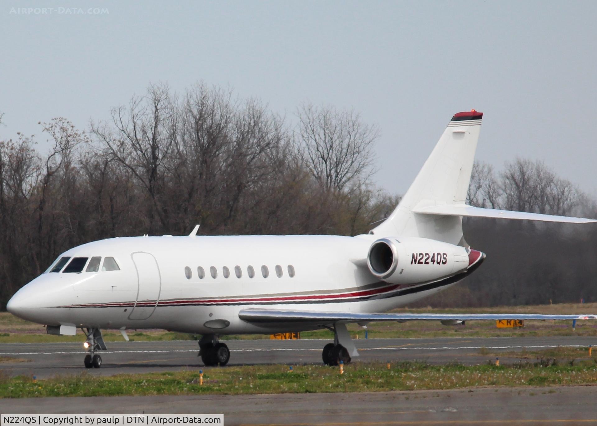 N224QS, 2000 Dassault Falcon 2000 C/N 124, At Downtown Shreveport.