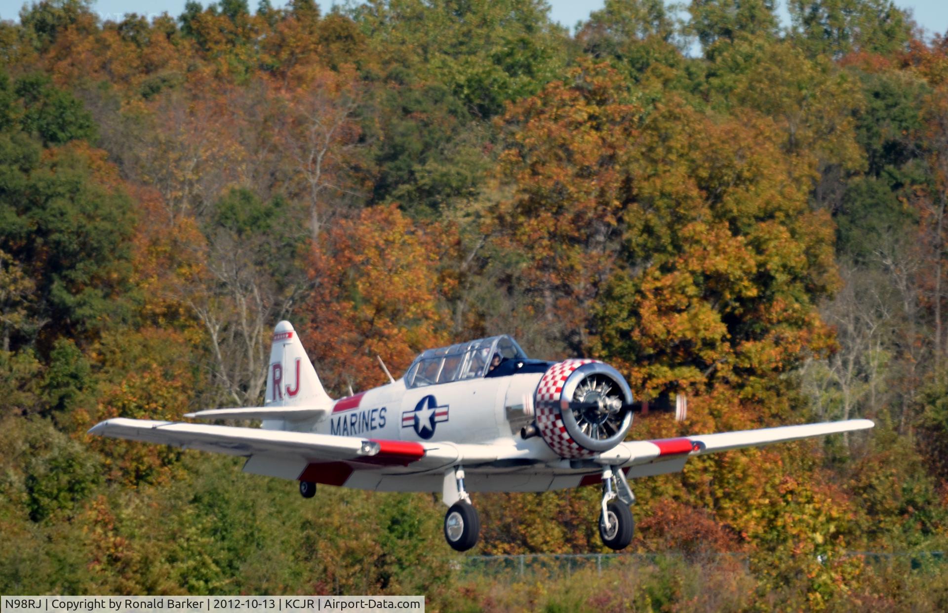 N98RJ, 1944 North American SNJ-5C Texan Texan C/N 88-17960, Landing - Culpeper Air Fest 2012
