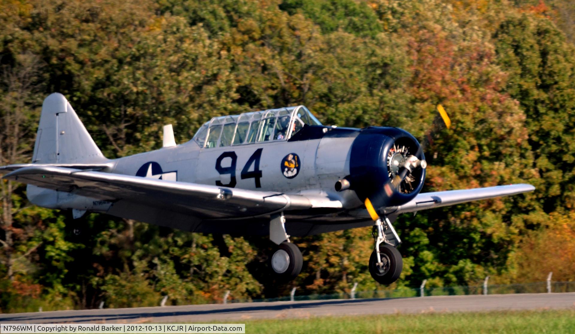 N796WM, 1943 North American AT-6D Texan C/N 88-15328, Landing - Culpeper Air Fest 2012