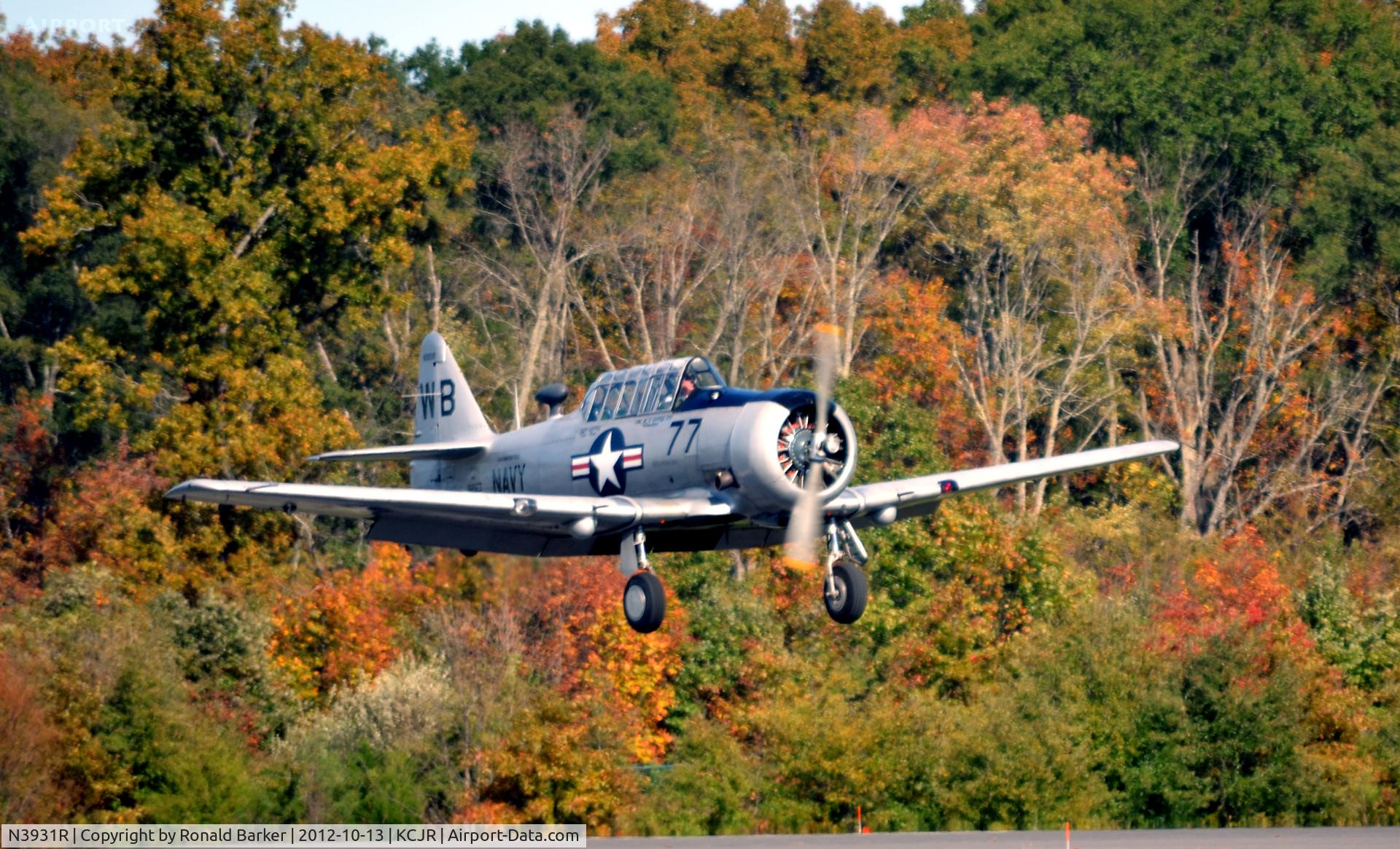 N3931R, North American AT-6B Texan C/N 84-923, Landing - Culpeper Air Fest 2012