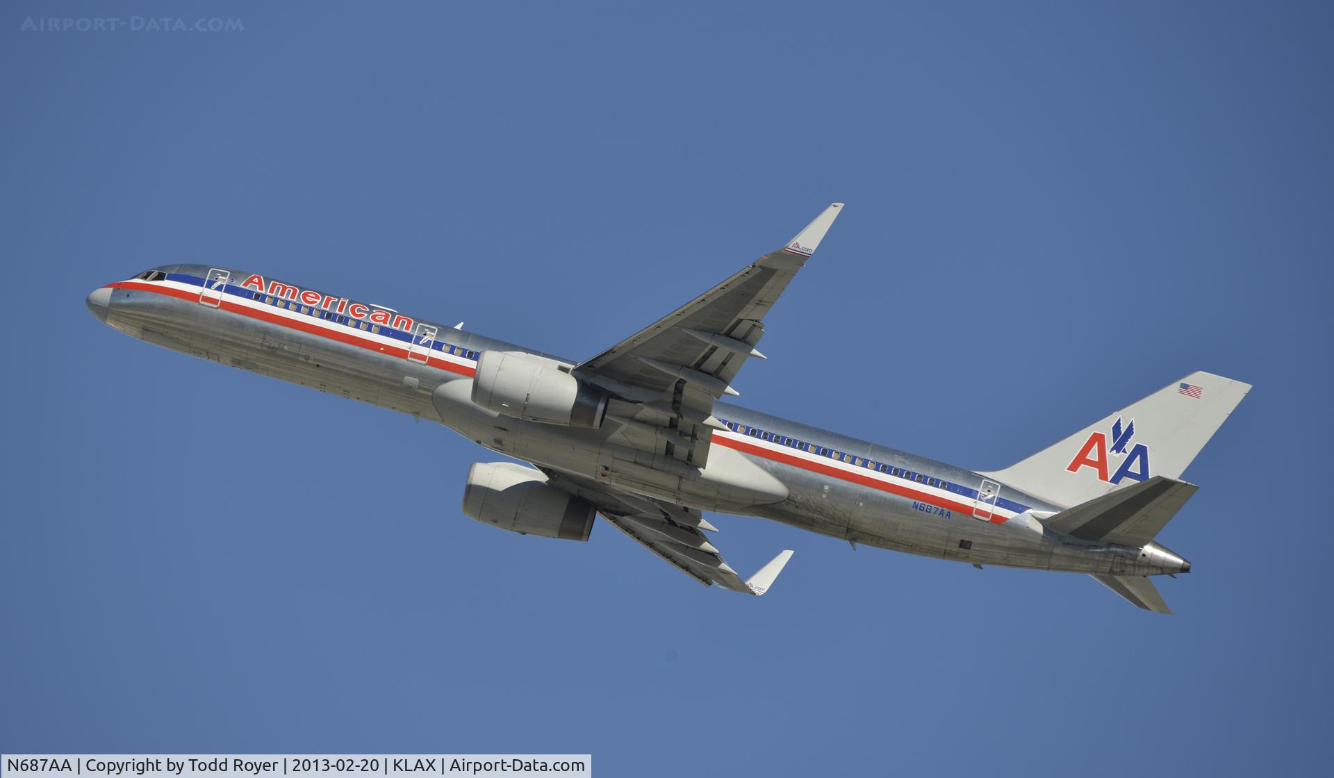 N687AA, 1993 Boeing 757-223 C/N 25695, Departing LAX