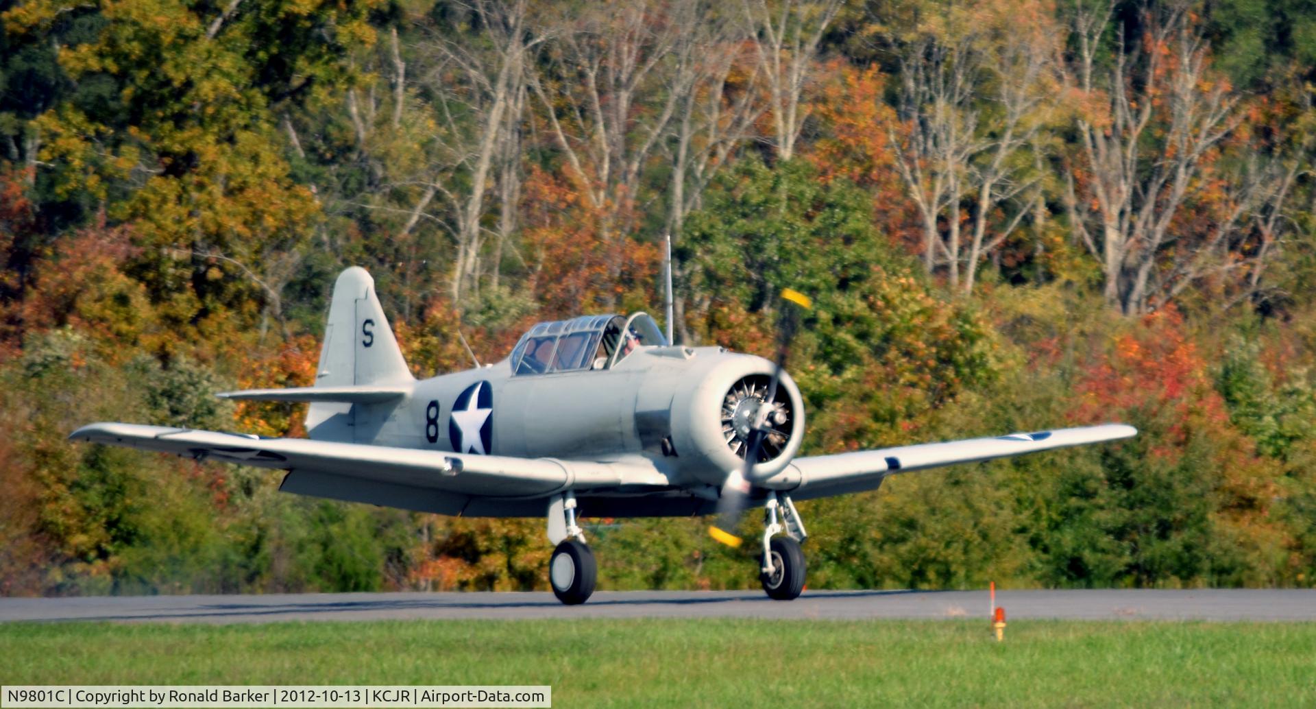 N9801C, 1943 North American SNJ-5 Texan Texan C/N 90-669, Landing - Culpeper Air Fest 2012