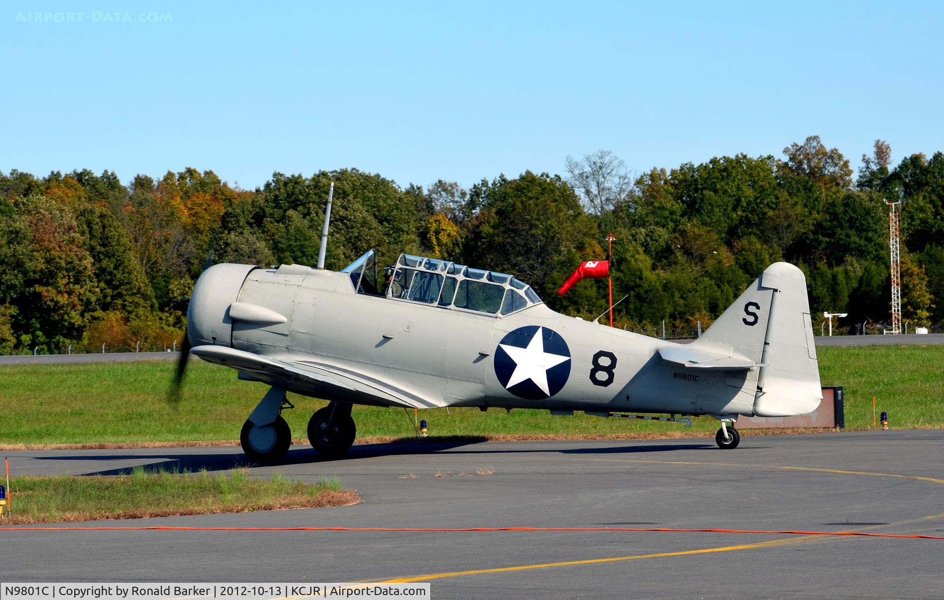 N9801C, 1943 North American SNJ-5 Texan Texan C/N 90-669, Taxi - Culpeper Air Fest 2012