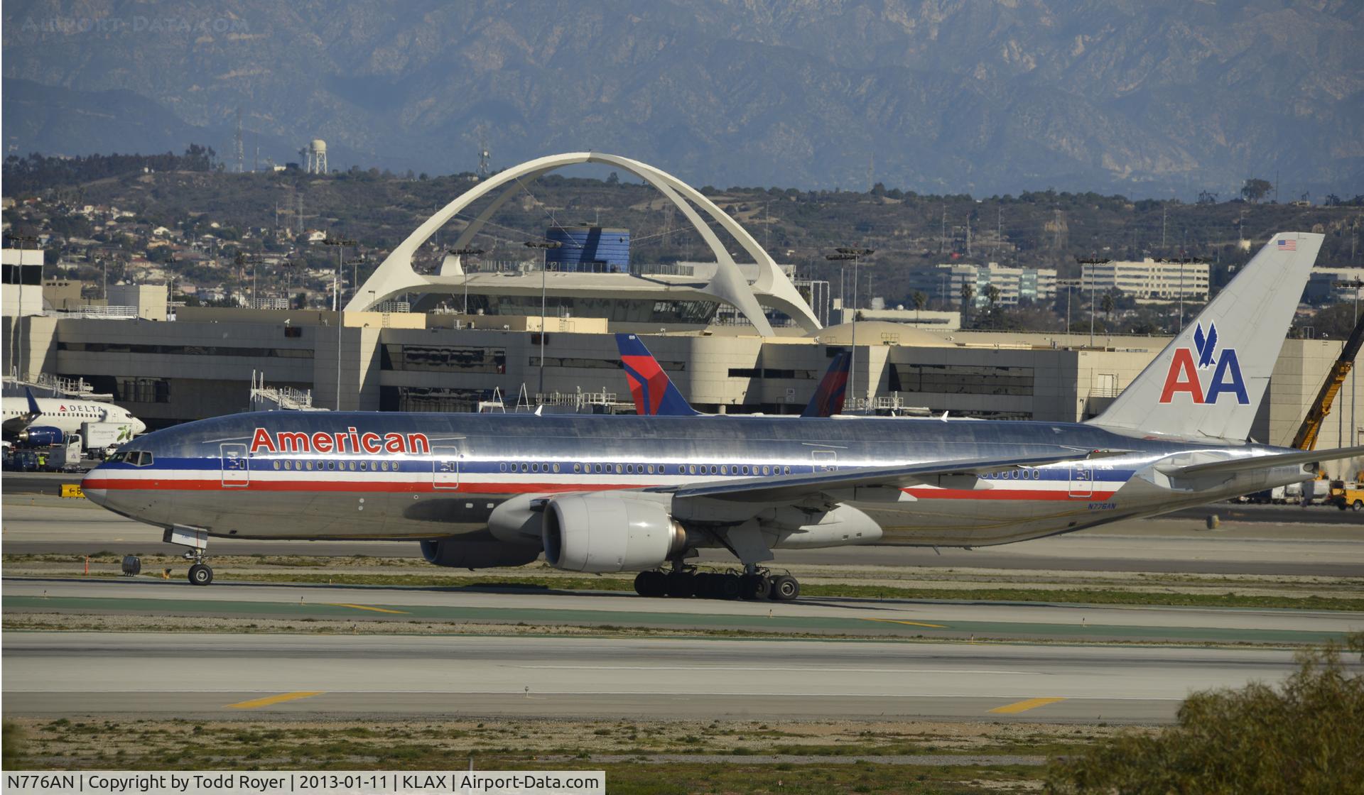 N776AN, 1999 Boeing 777-223 C/N 29582, Arriving at LAX on 25L